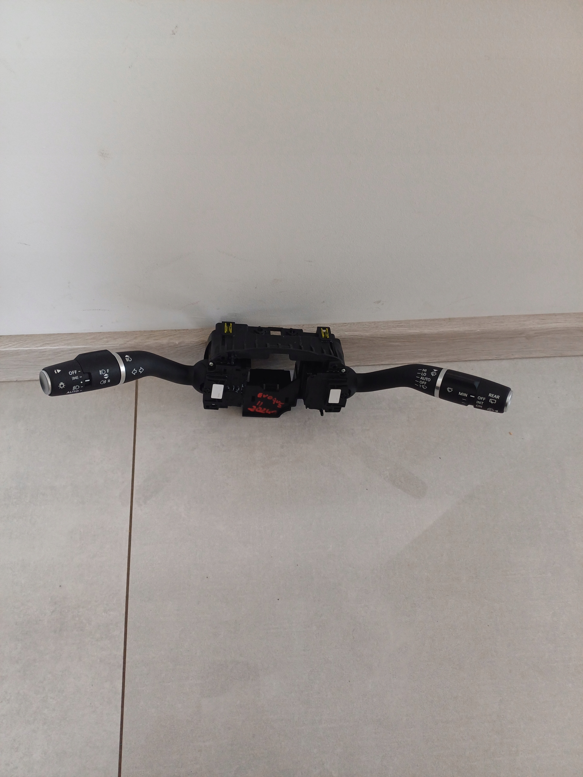 DEVIO LUCI DEVIO Comandi LAND ROVER EVOQUE 2 II 2024R- NK7213N064DA