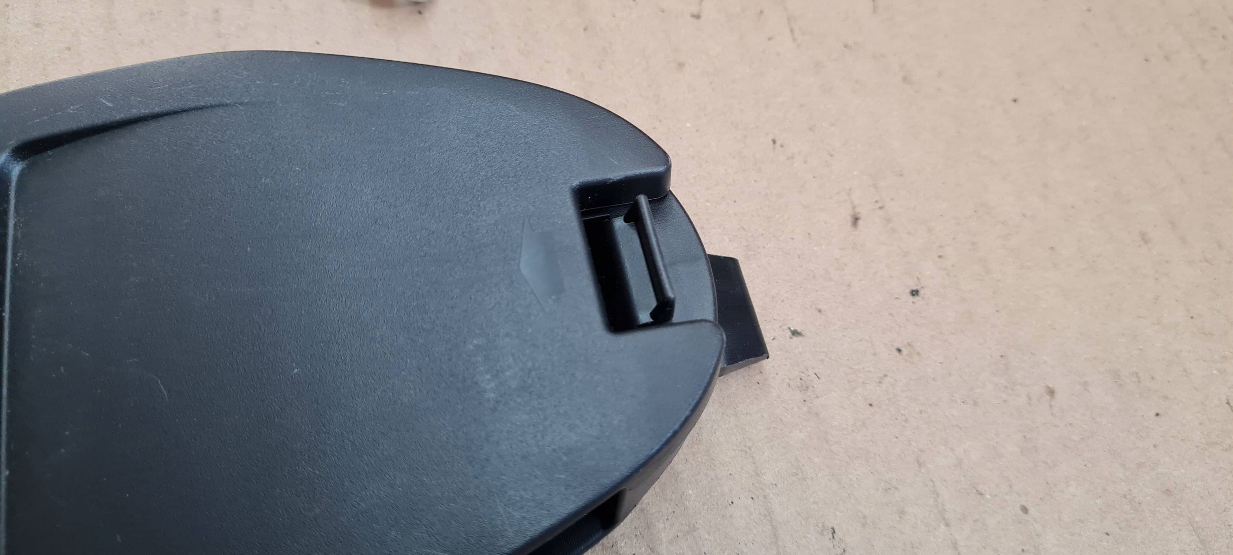 A4 B9 8W bracket holder TROJKATA 8W0860285 A5 8W