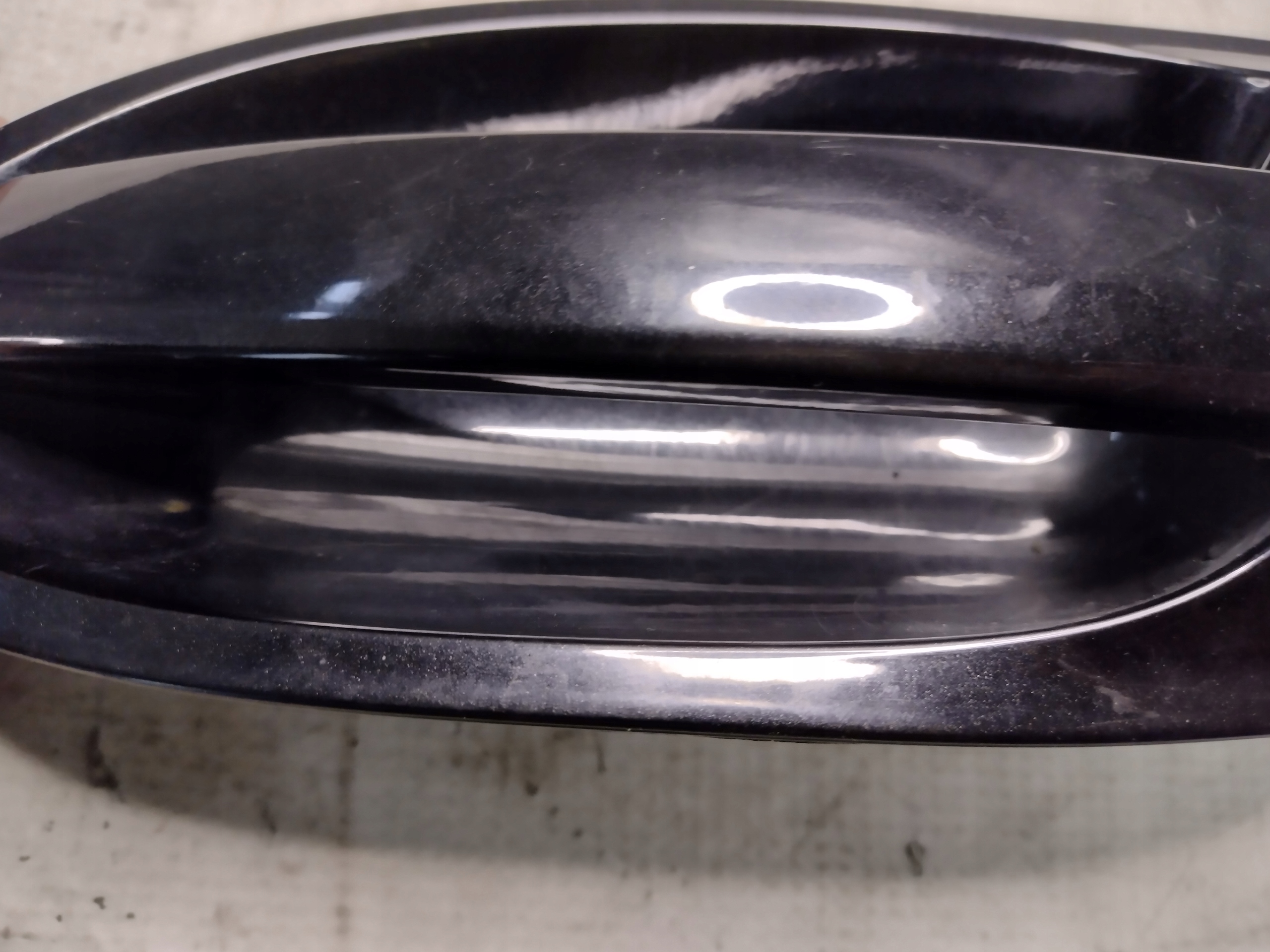 handle exterior door left rear part BMW 7 E65 k: Black Sapphire Metallic