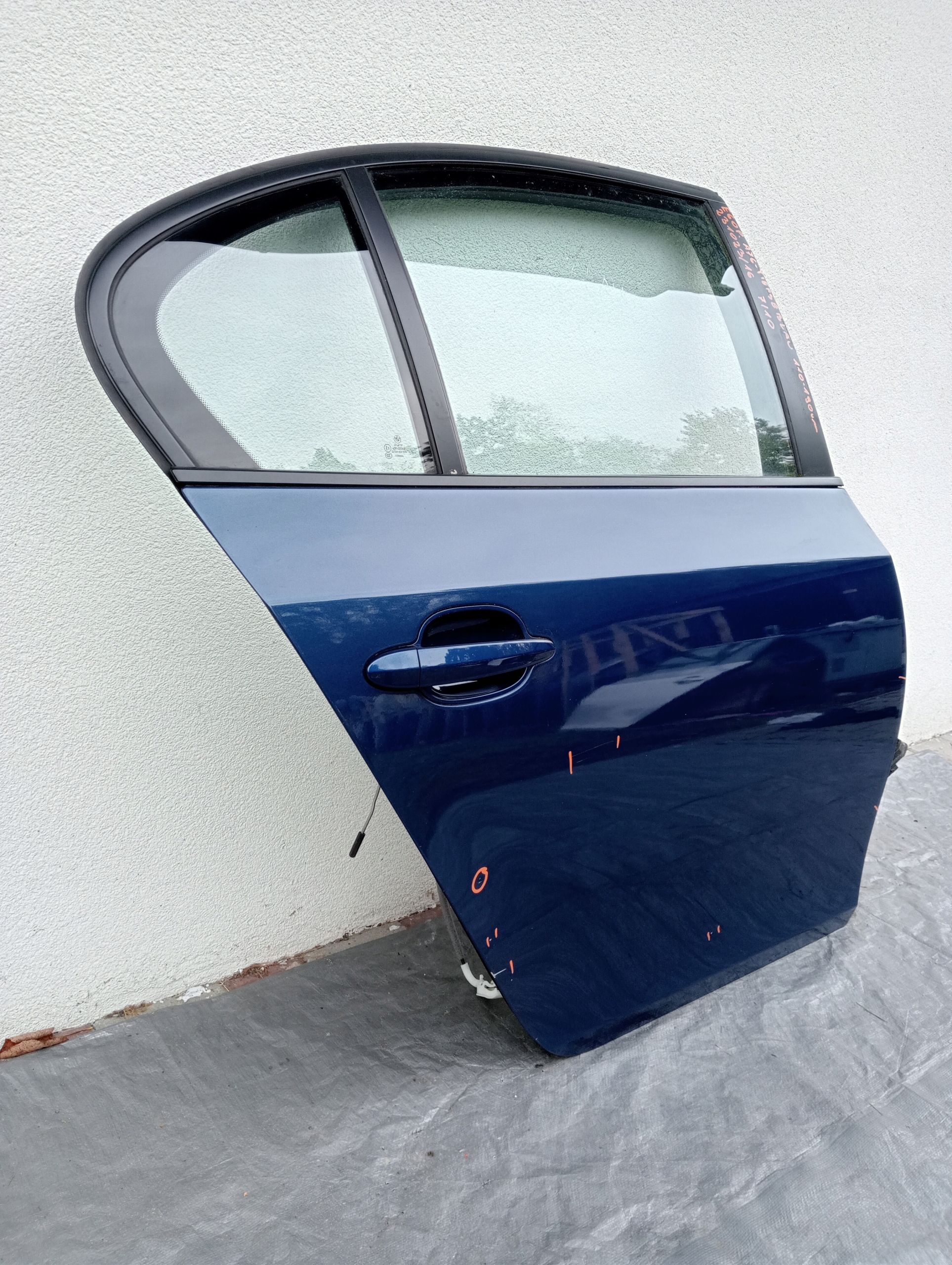 DRZWI PRAWY TYŁ BMW E60 A76 Kolor niebieski