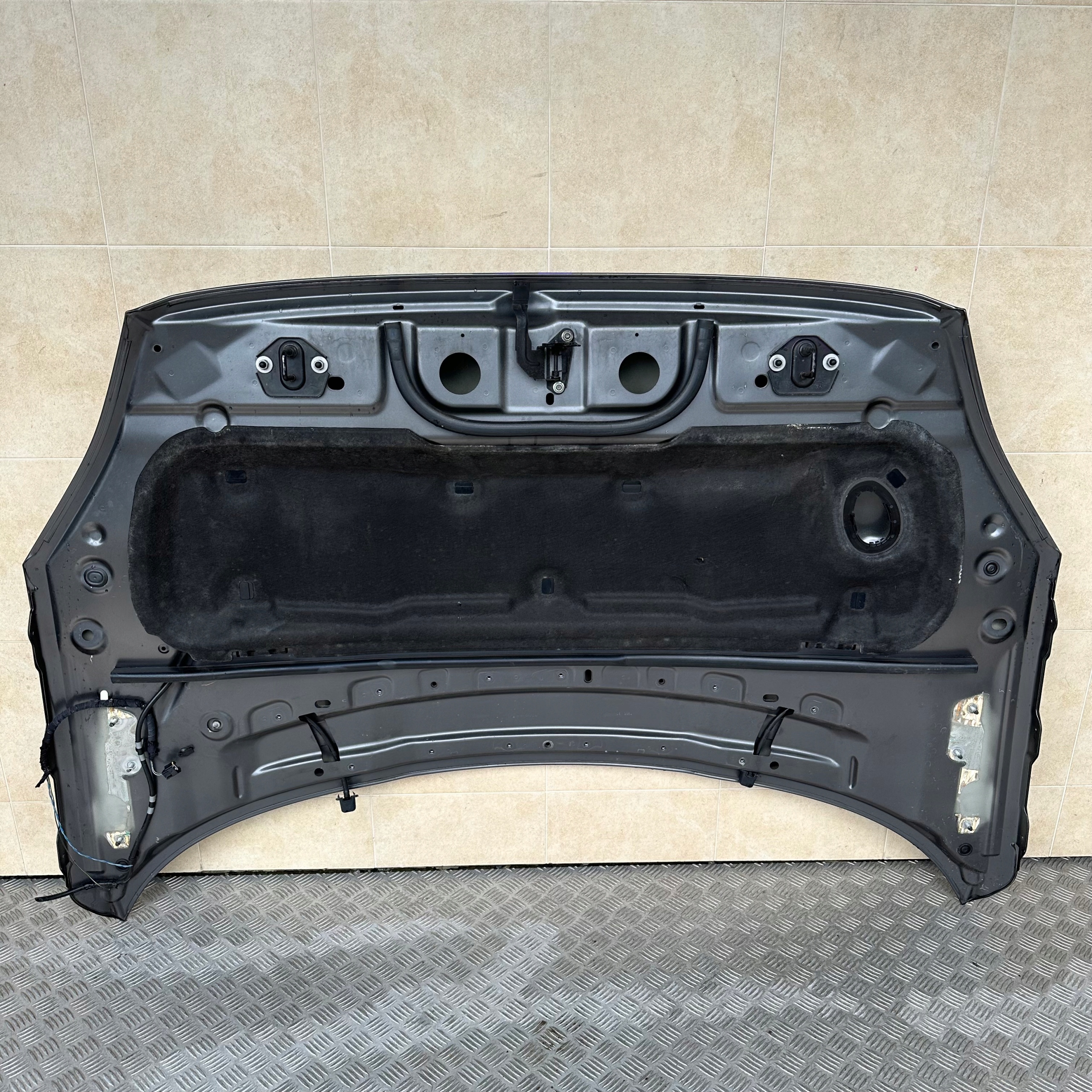 bonnet front complete JAGUAR E-PACE 2017 ROK