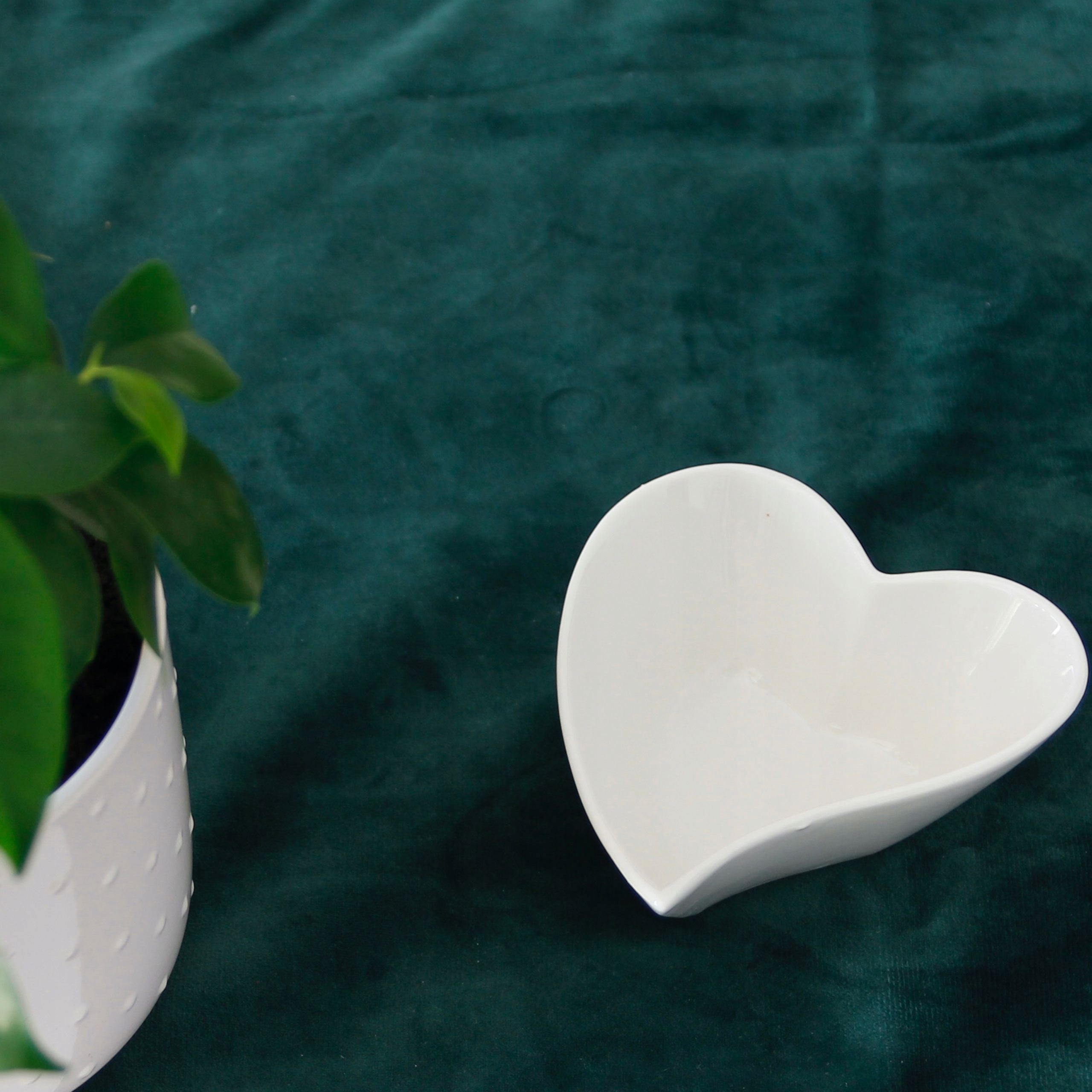 MISECZKA SERCE MISKA DO DIPÓW SOSU PORCELANA 150ml EAN (GTIN) 5905908204374