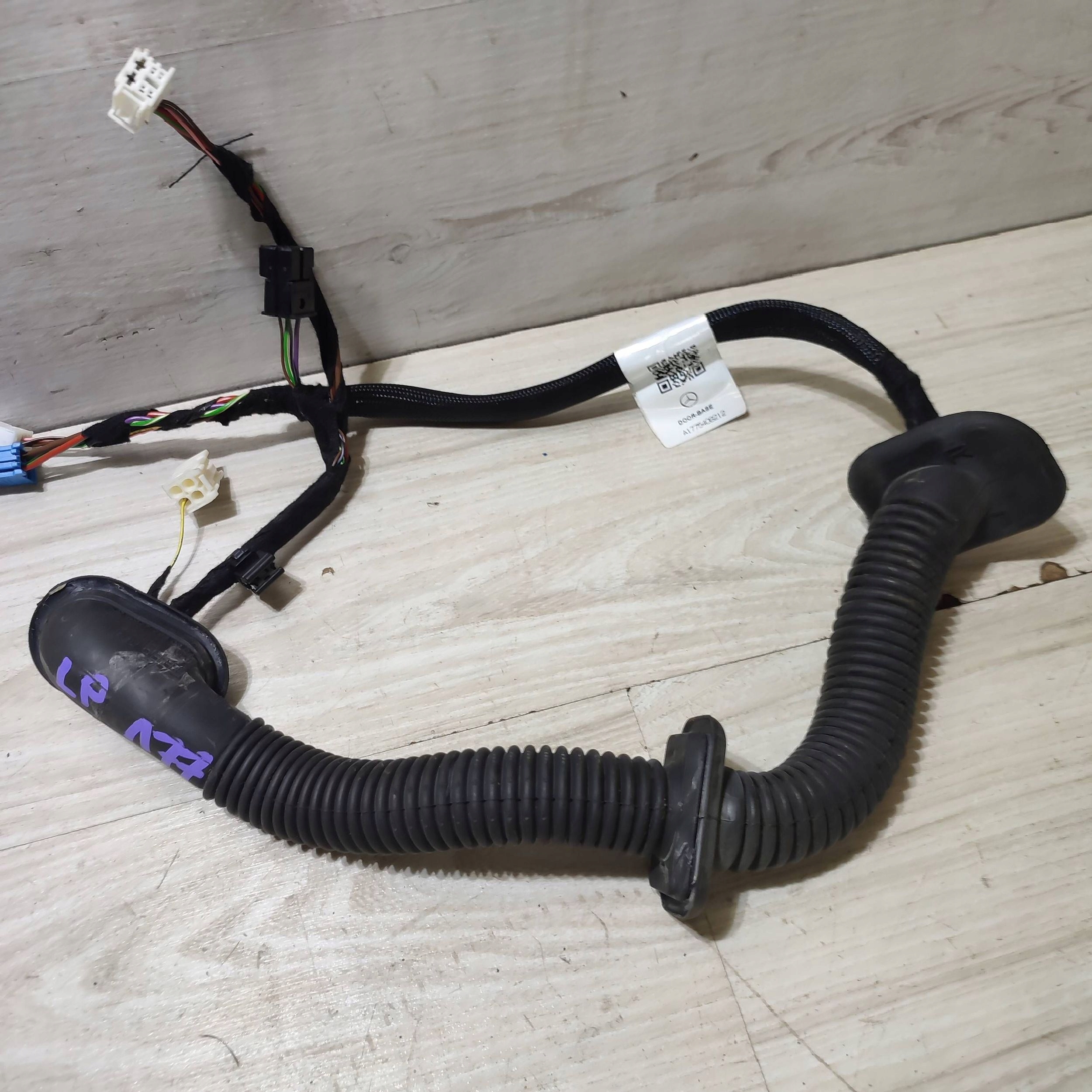 bundle door przednich front side left Mercedes-Benz A W177 A1775408212