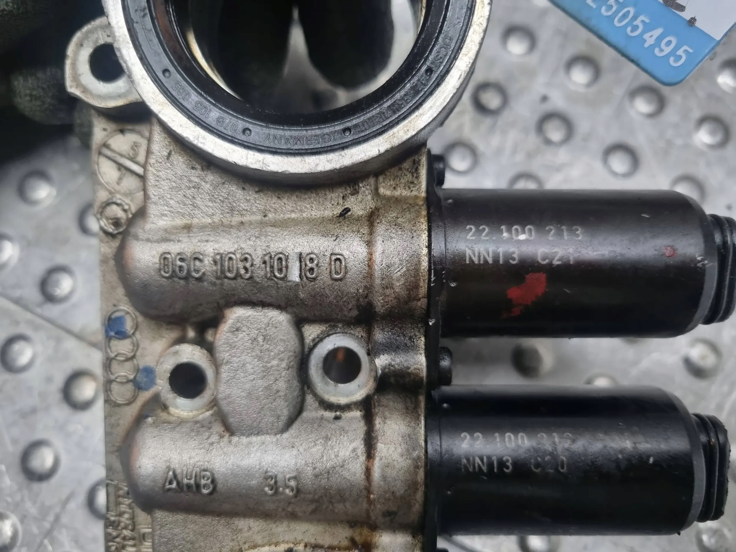 Régulateur de la distribution 06C103108D AUDI A4 B6 A6 C5 A8 D3 3.0 B V6 ASN