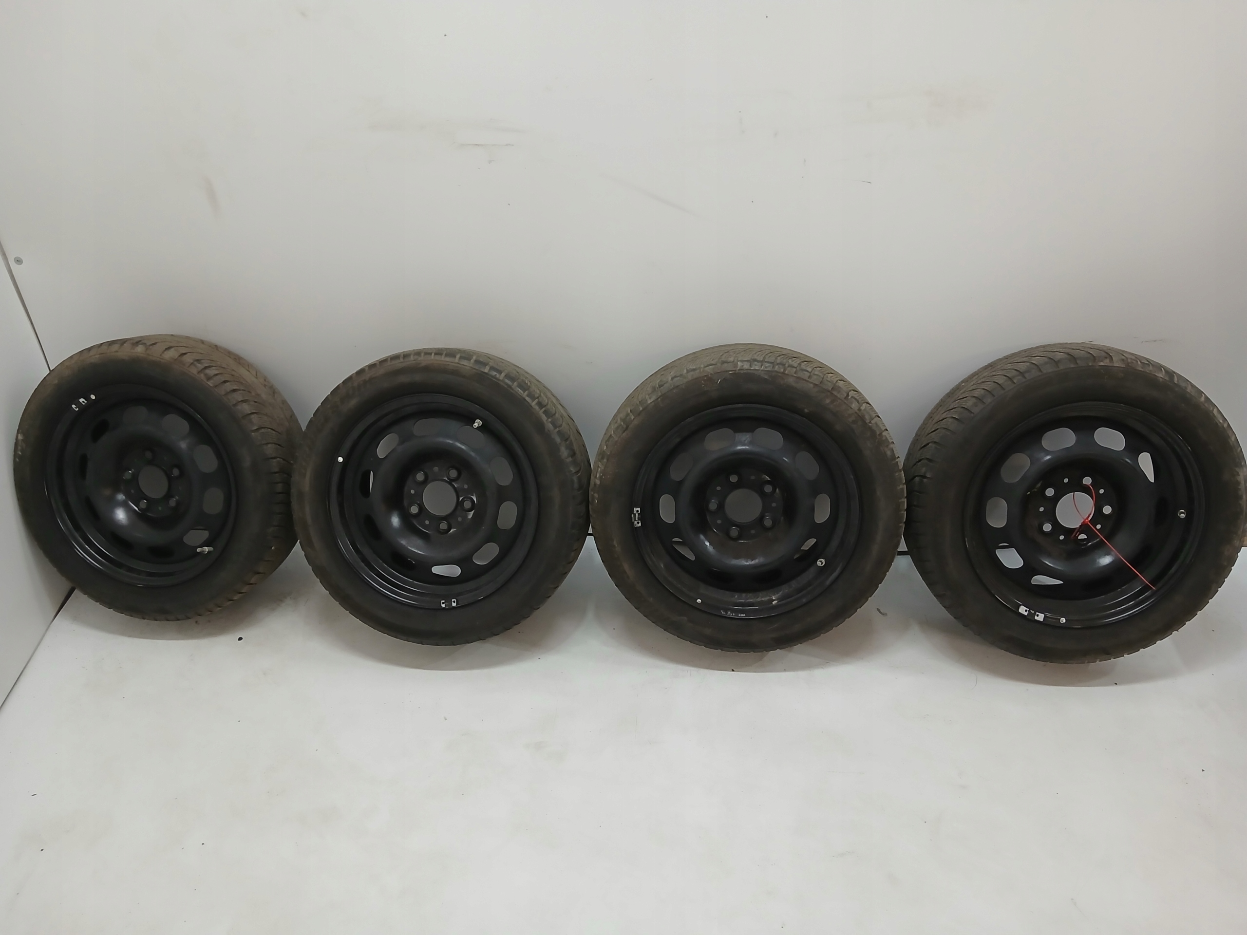 CERCHI Ferro BMW 16 CALI OE 6786355 KOMPLET