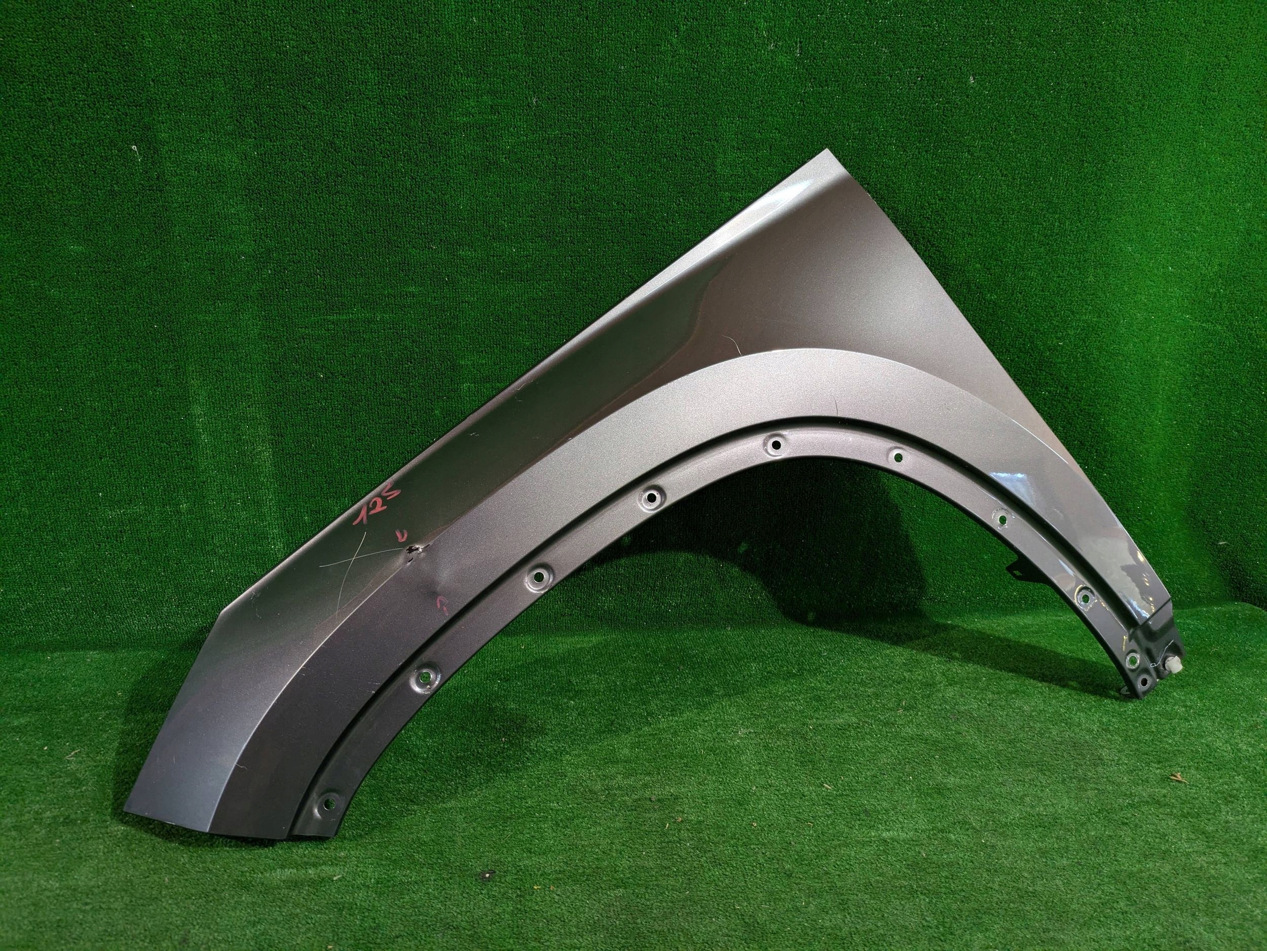 fender front left front SKODA KODIAQ 565 17- NR. 125
