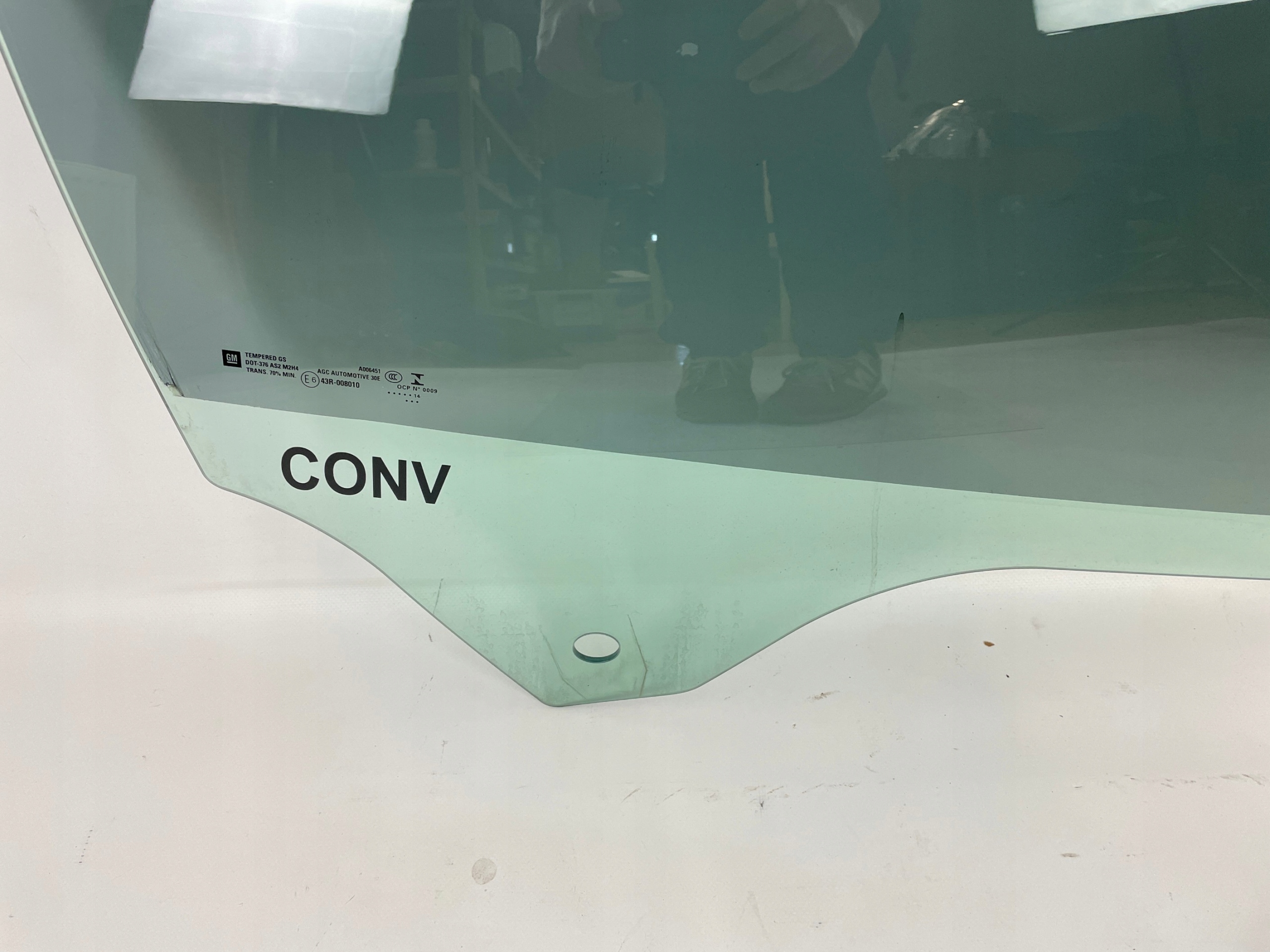 Chevrolet Corvette C7 OKNO Bočné pravá spolujazdca cabrio 2014