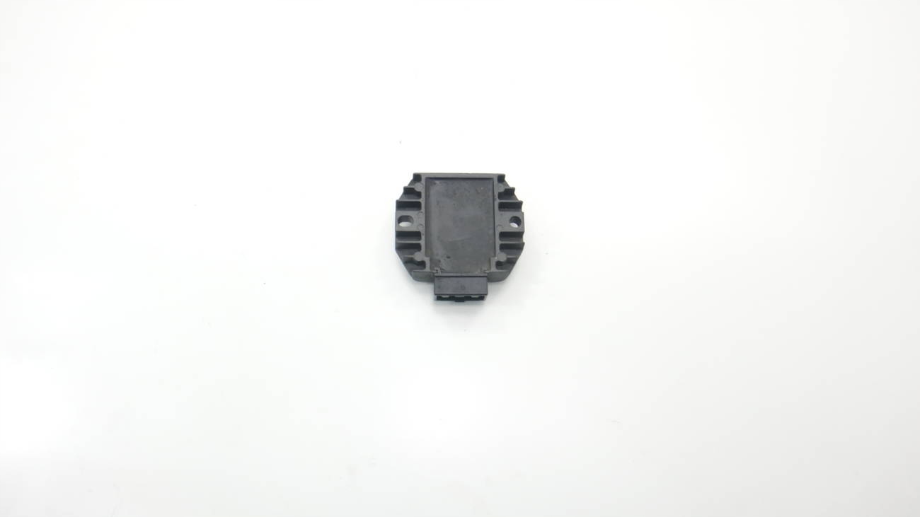 PIAGGIO VESPA LX 50 05-12 REGULATOR NAPIĘCIA Numer katalogowy części 09RDST092214