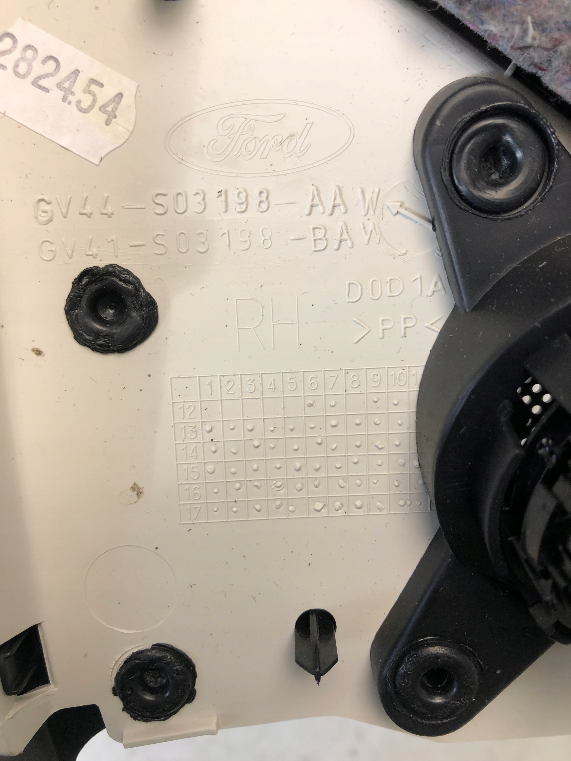 cover SLUPKA right front FORD KUGA MK2