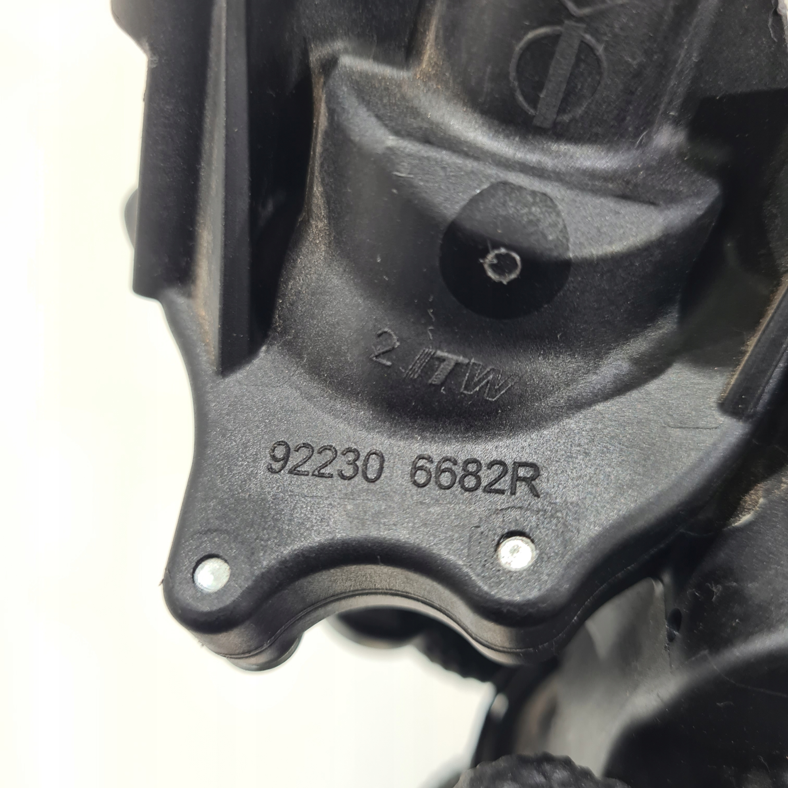 ventil vode + drška 320933300R 922309109R QASHQAI II 1.3 TCE