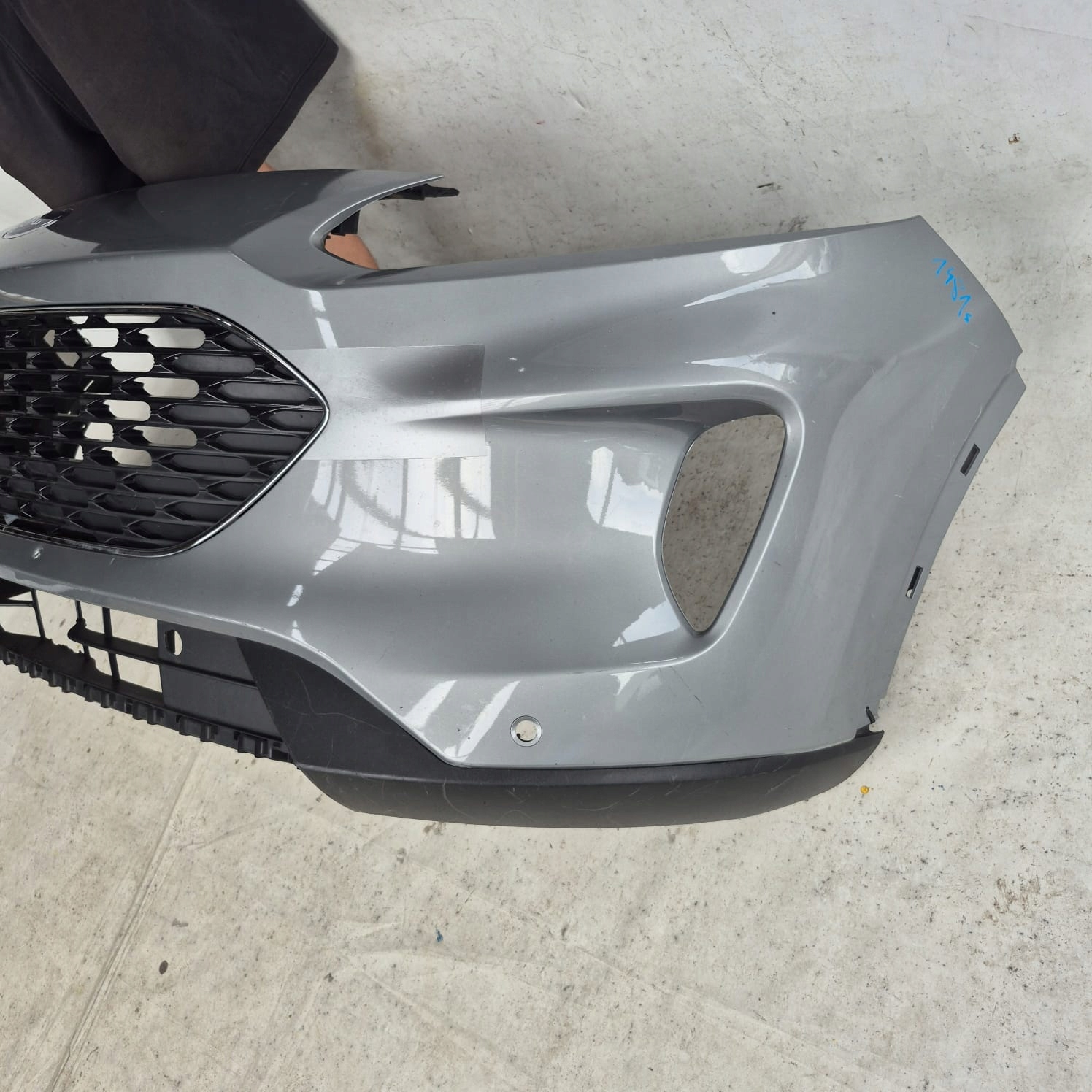 FORD KUGA MK3 III 19-24 bumper front front PDC