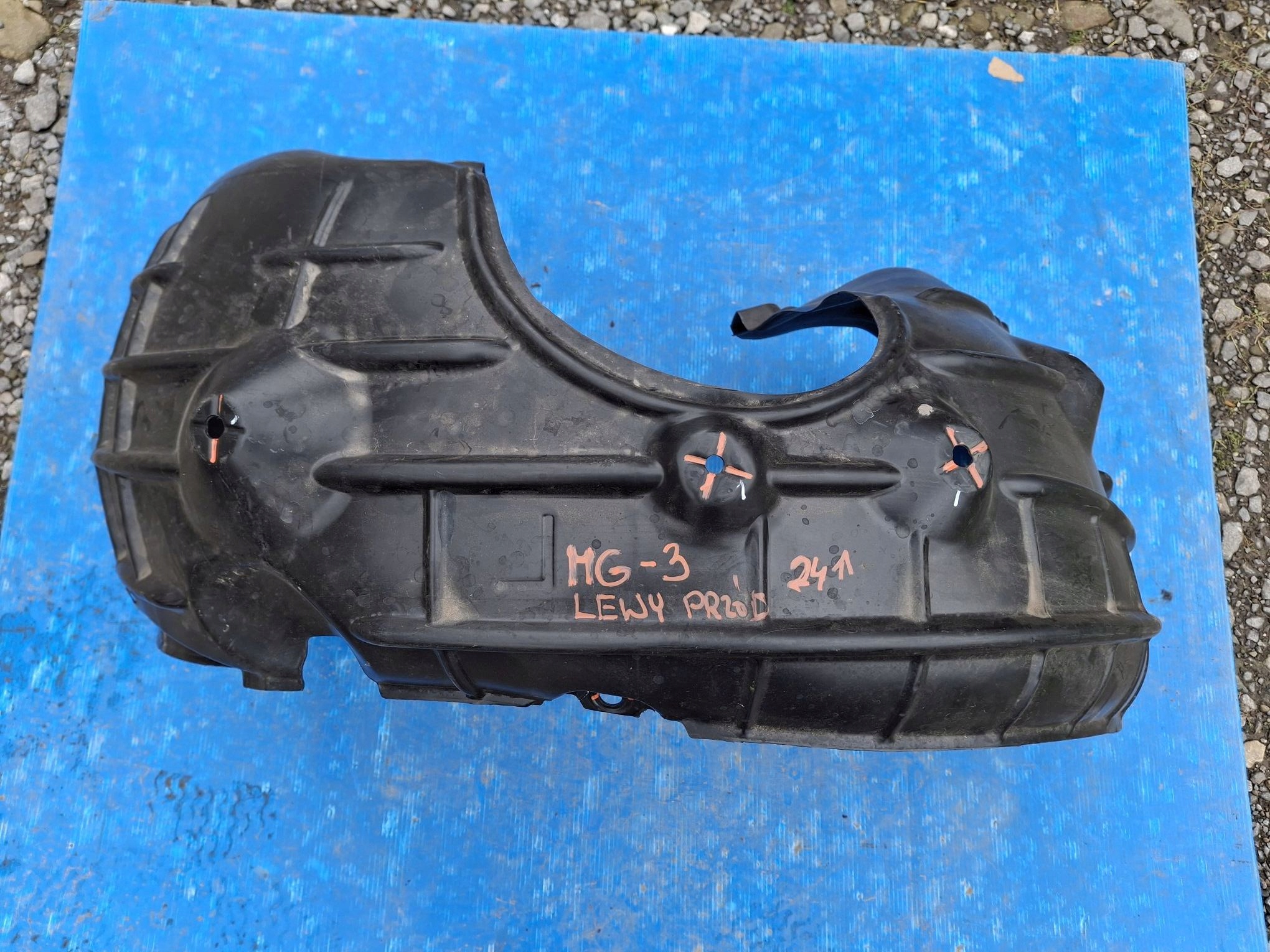 mudguard left front MG 3 III 2024R->