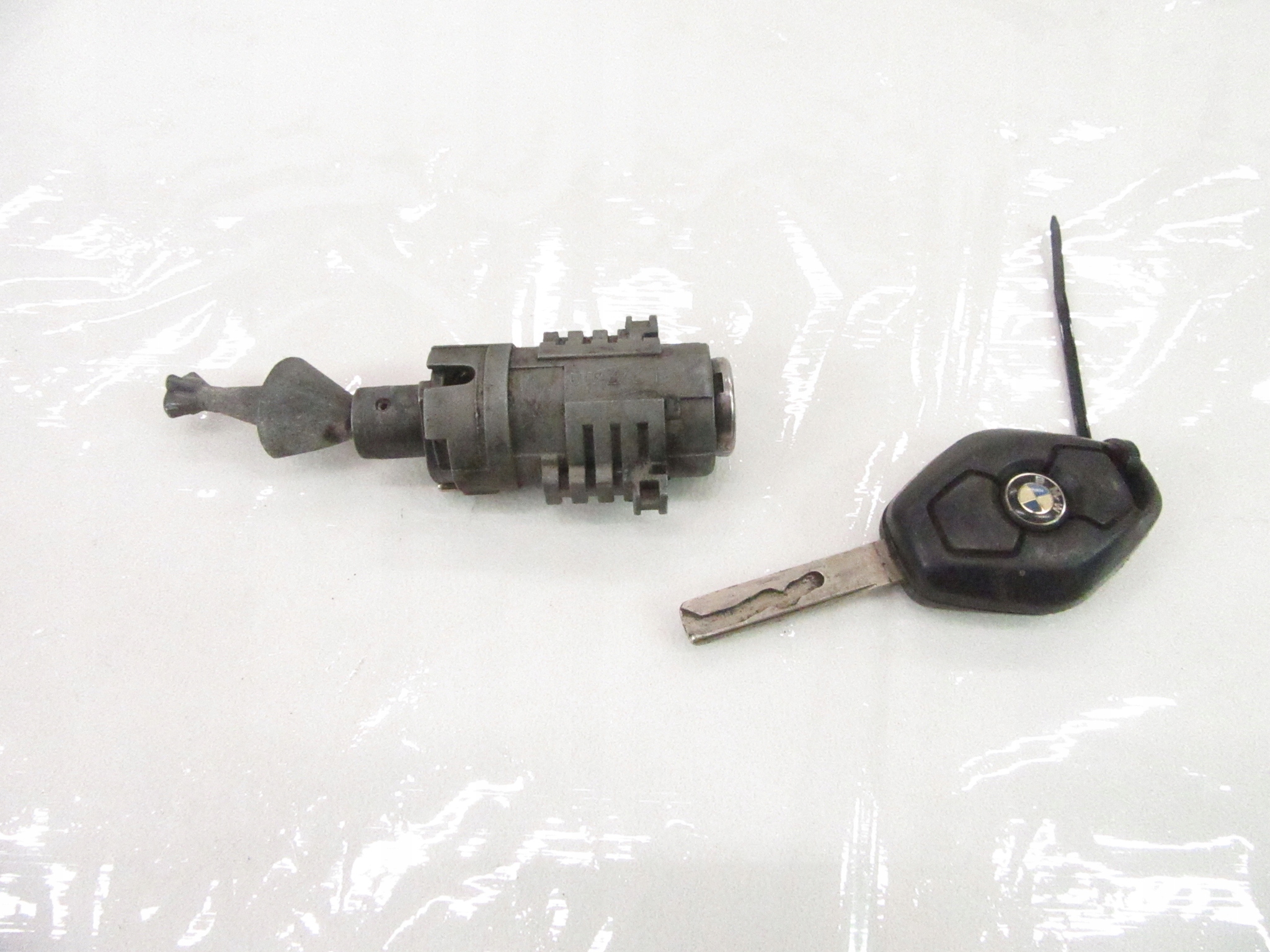 Insert de la serrure Portière Clé BMW 5 e60 e61 EUROPA 2003 -2005r.