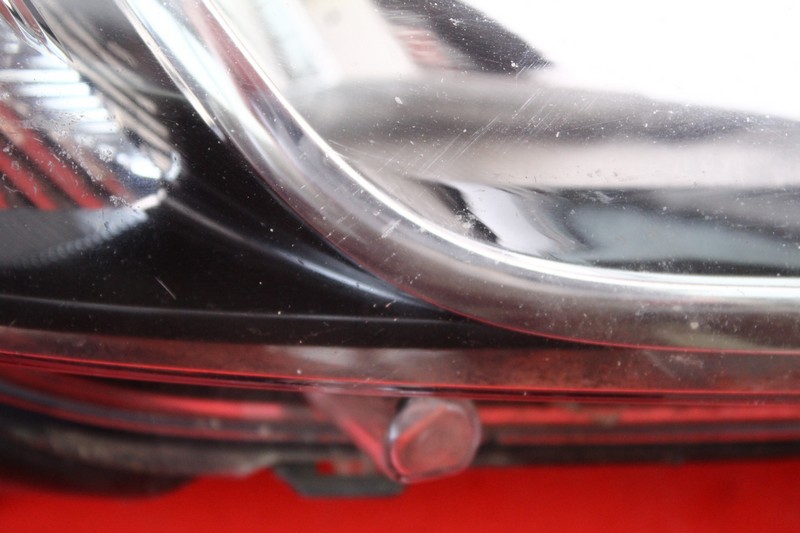REFLEKTOR right light front UK 260102523R DACIA SANDERO 2 II 12-20