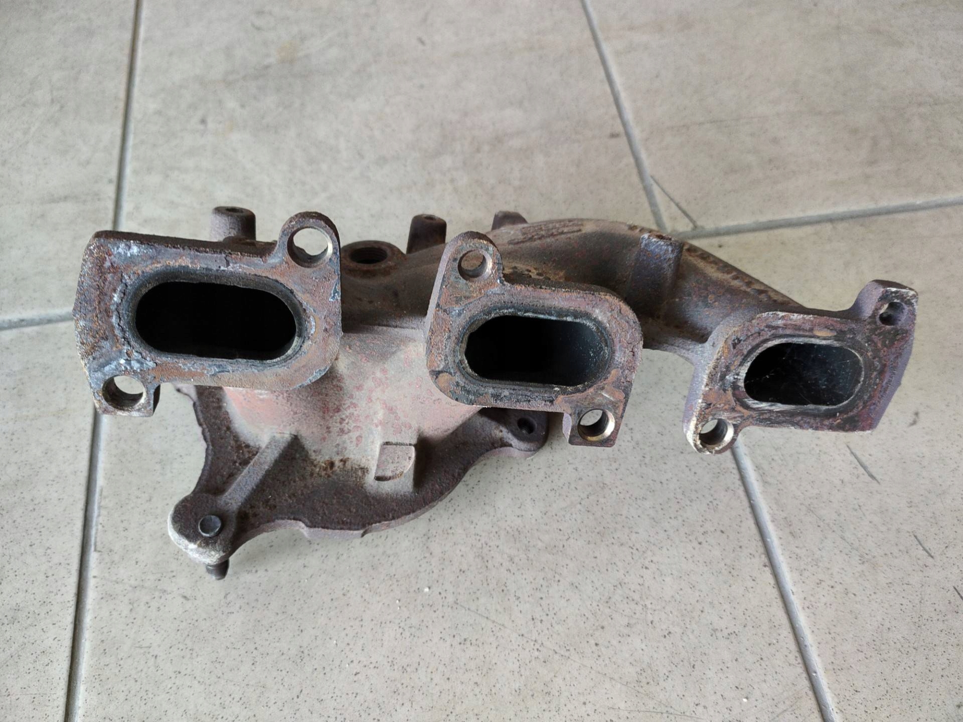 exhaust manifold Mazda CX-9 facelift 2010 RF-7T4E-9431-HA
