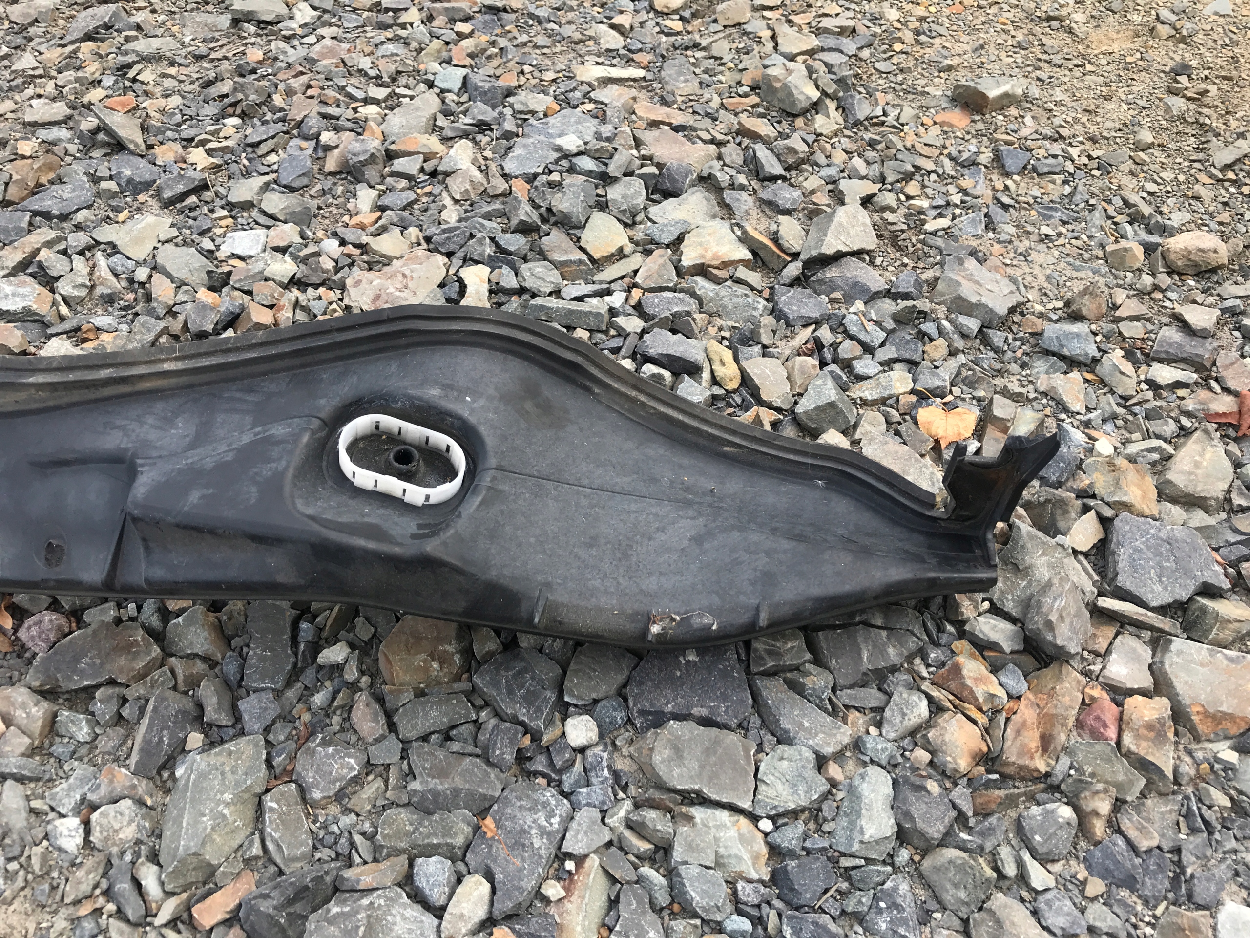 torpedo lower PEUGEOT 207 SW 9681844780