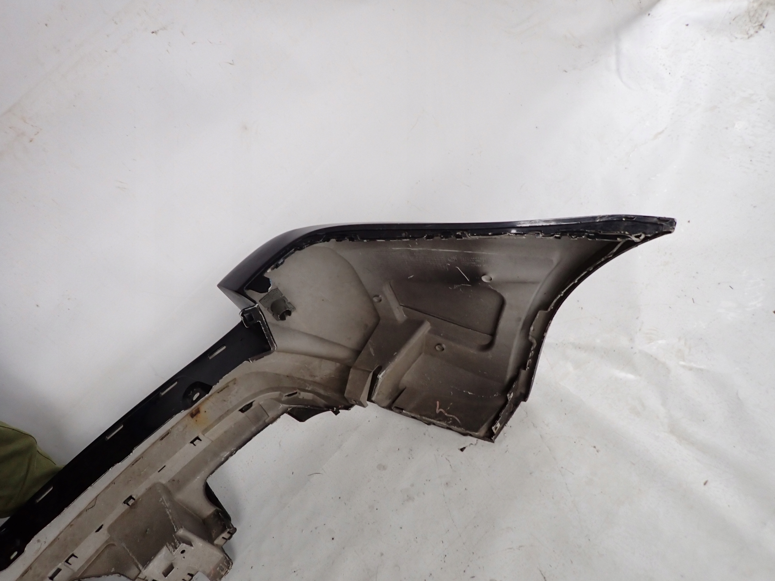 BMW X3 E83 M PAKIET bumper rear part rear PDC 34143390