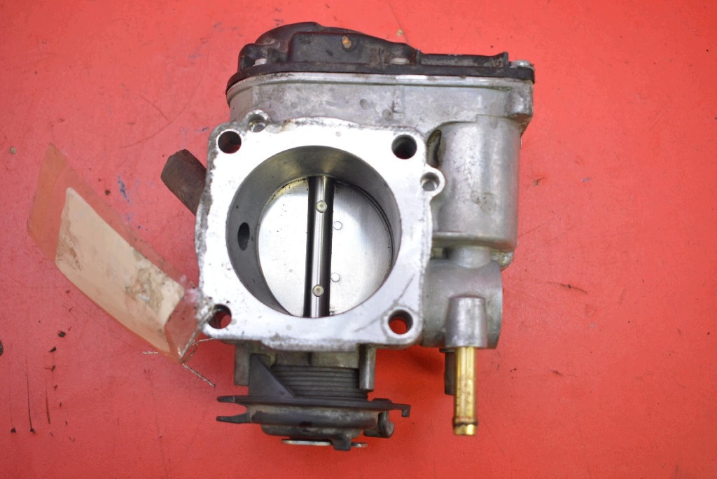 Valvola a farfalla 06A133064J SKODA OCTAVIA 1 e 1.6 8V 101 KM 96-00
