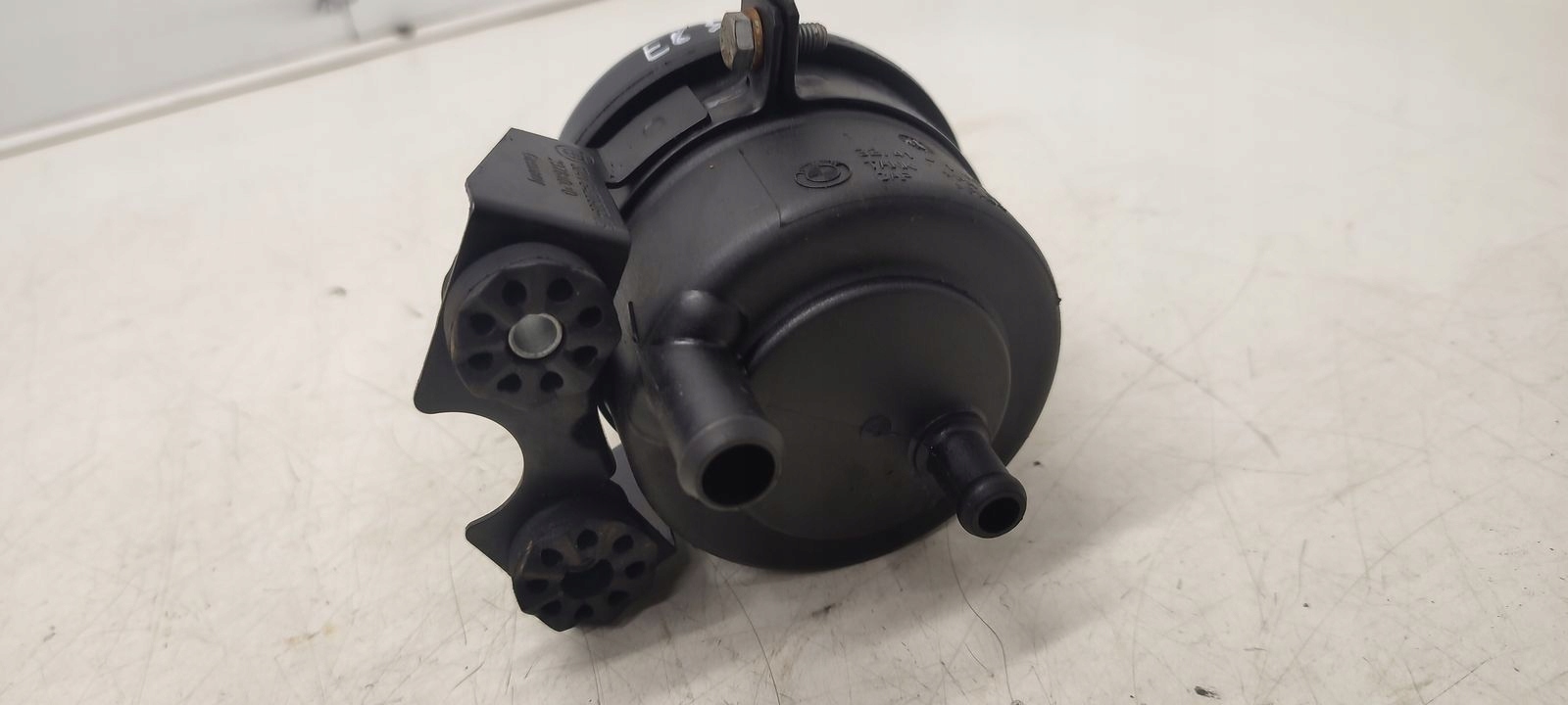 serbatoio LIQUIDO SERVOSTERZO BMW E83 X3 LIFT 2,0D