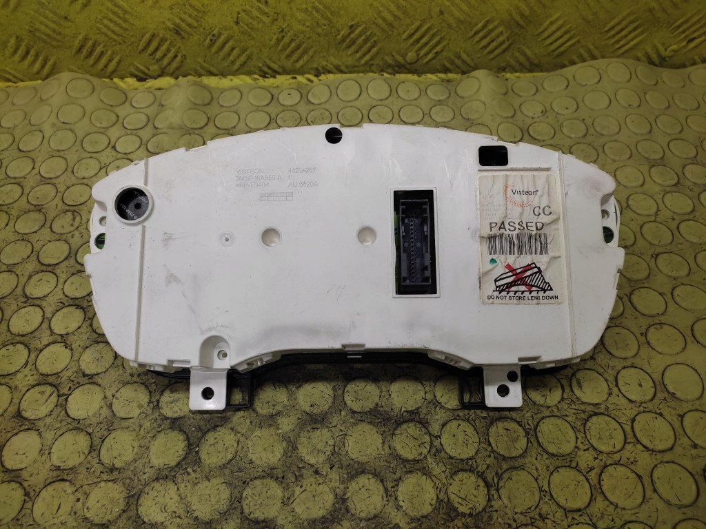 FORD C-MAX dials