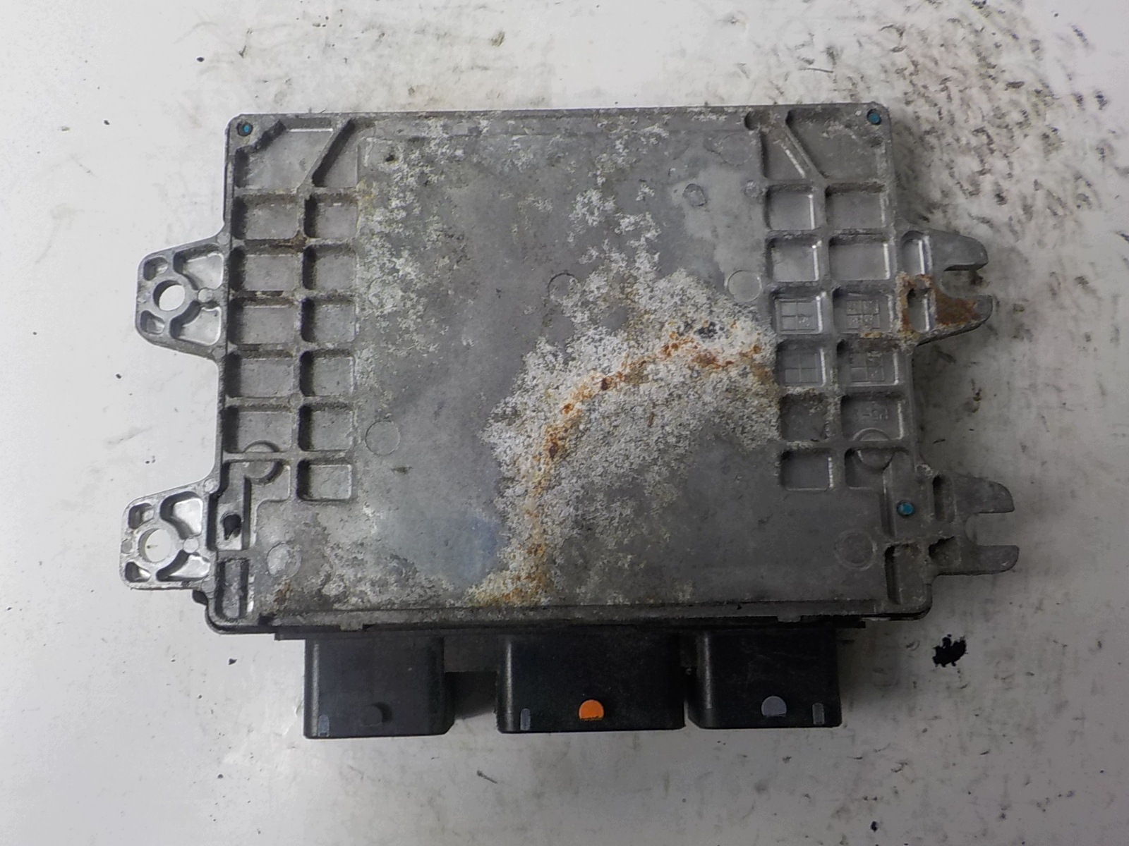 NISSAN computer control unit MEC93-040 0R C1