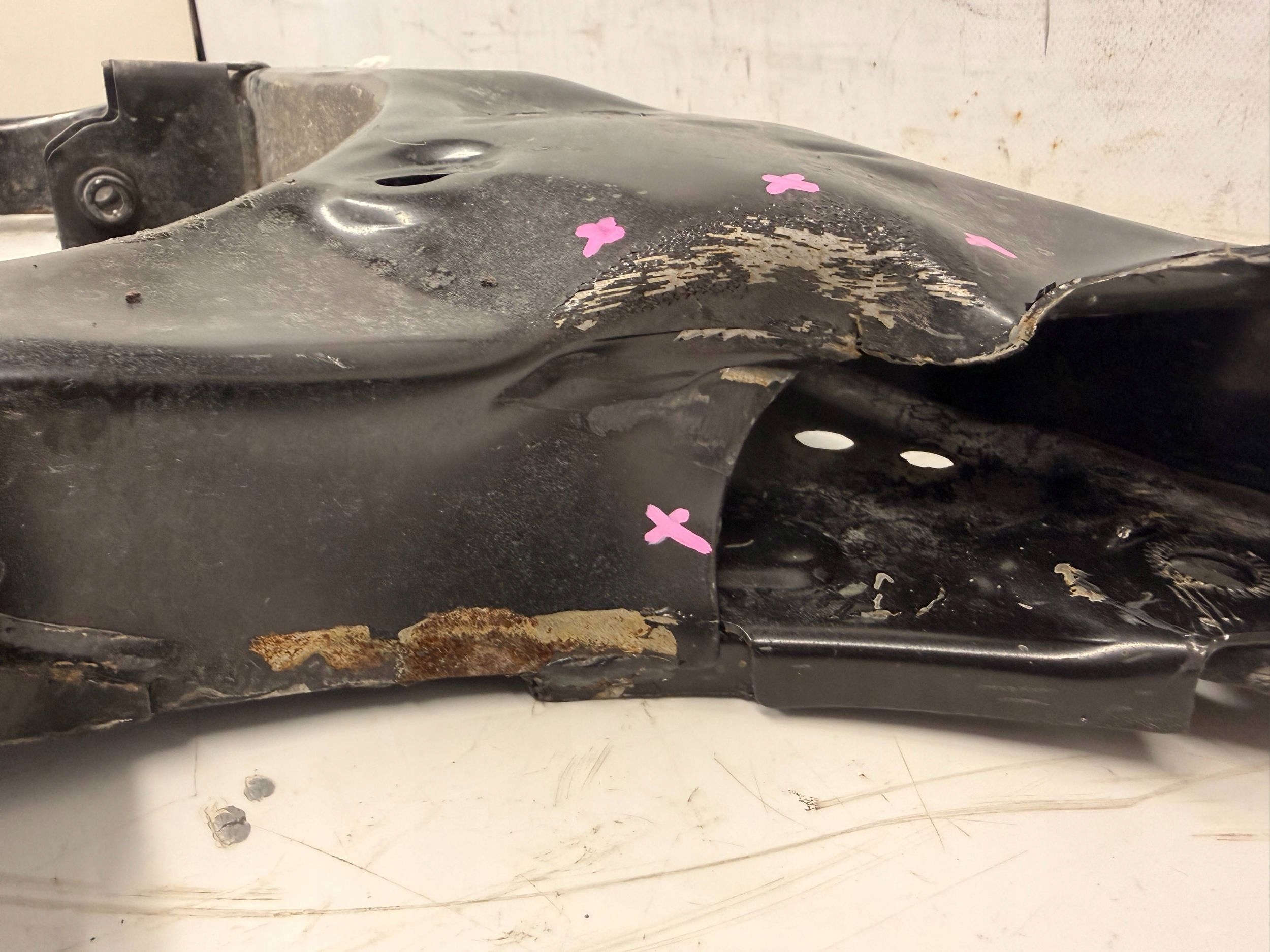 Dacia Spring subframe axle beam trawers lawa