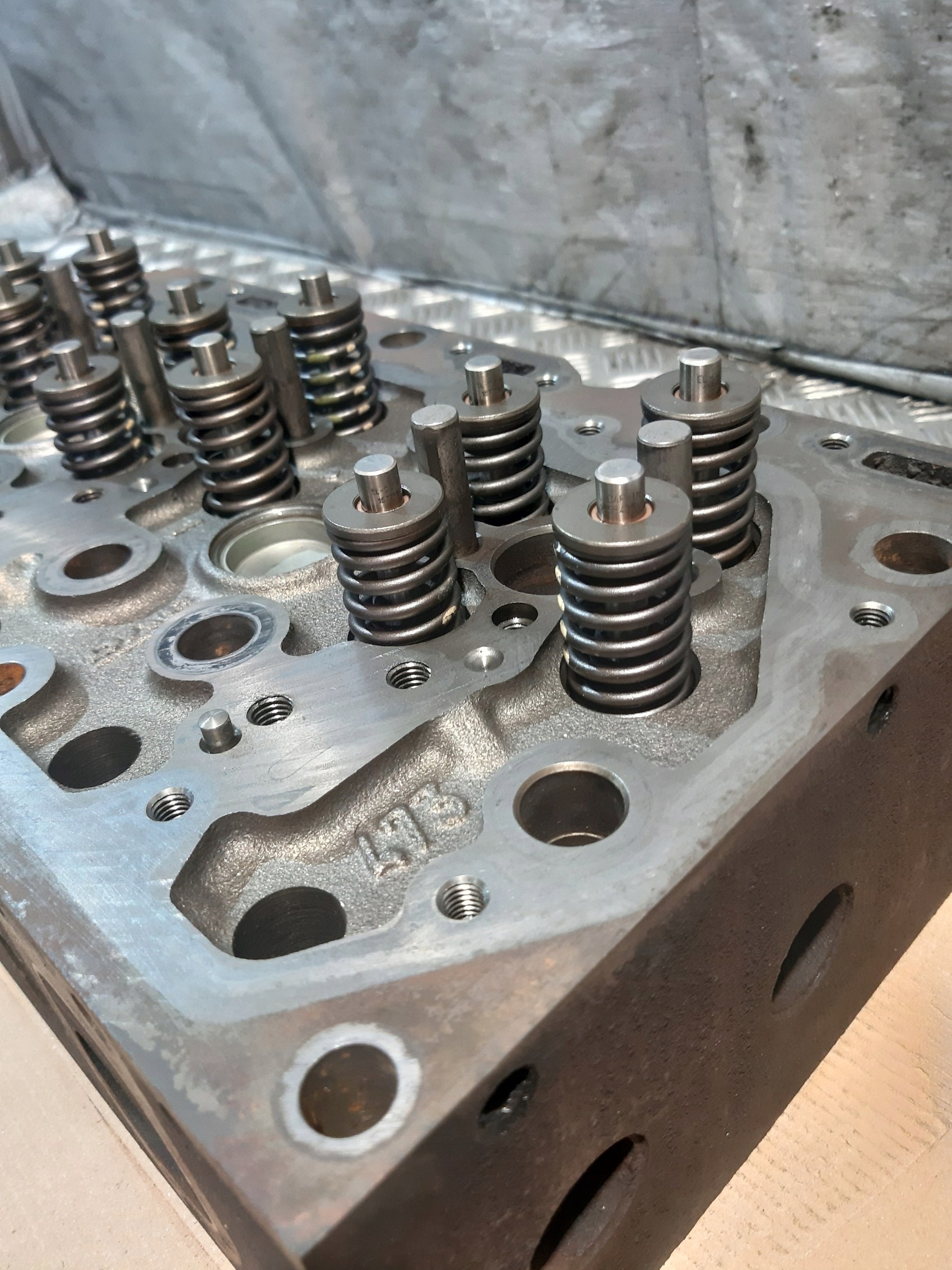 1694462 SOLARIS DAF PACCAR TESTATA Motore CYLINDRA