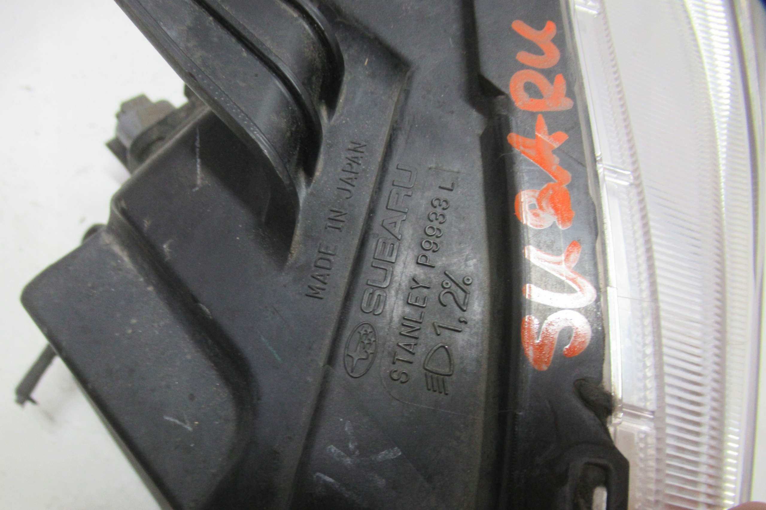 SUBARU XV 12R light left front EU