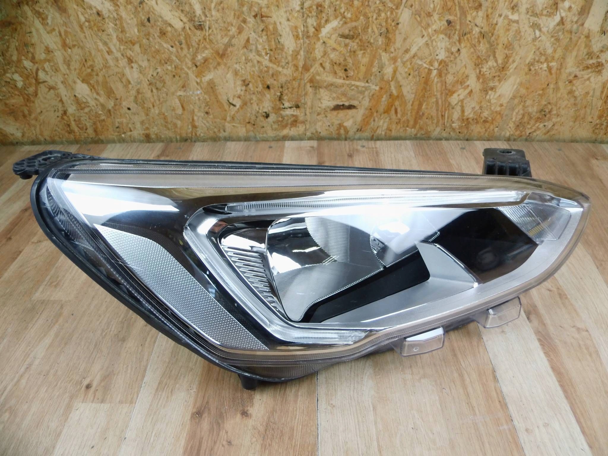 Ford Focus iv 2018-2021 light right front front JX7B-13W029-AE