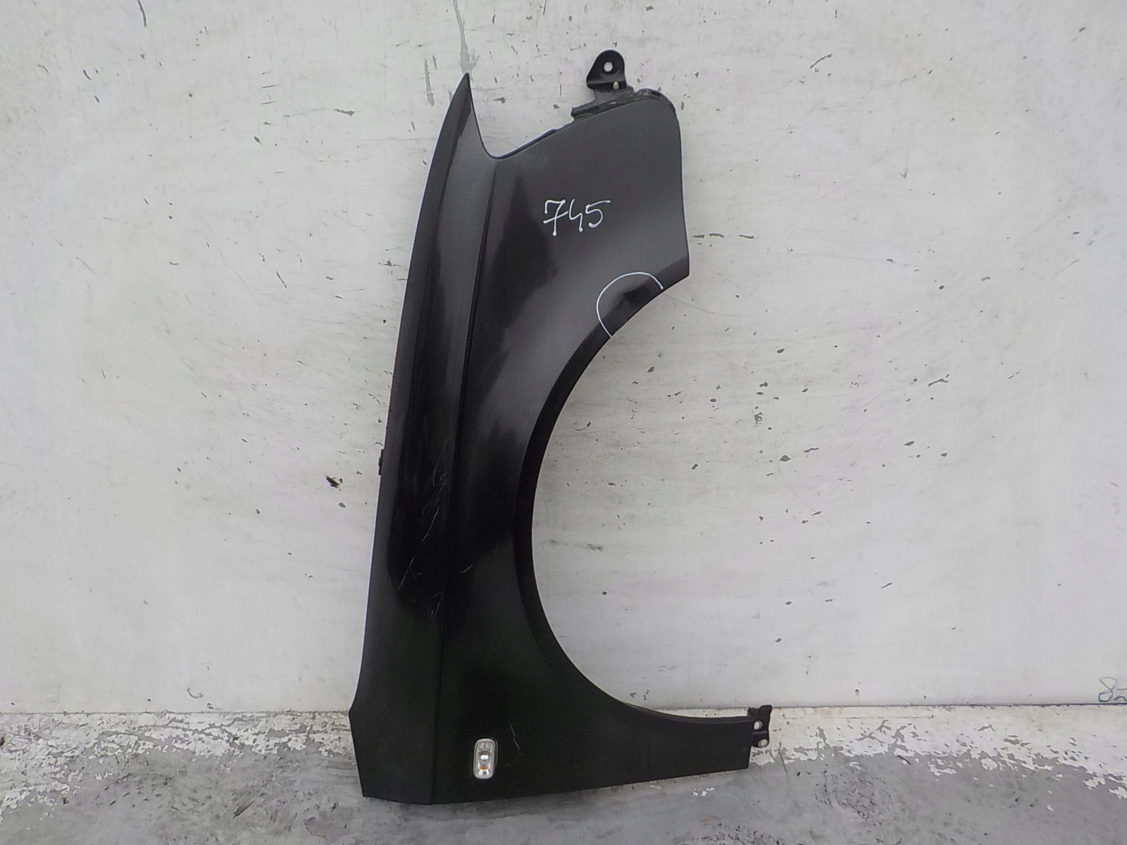 745 AUDI A4 B7 sedan KOMBI fender right front front