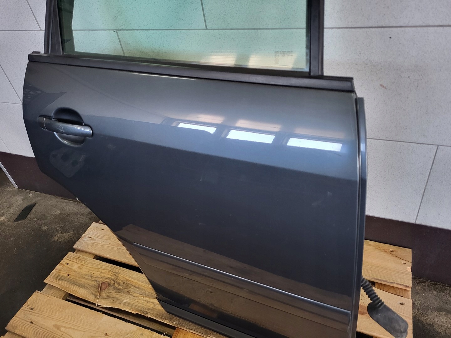 door right rear part right rear. AUDI A2