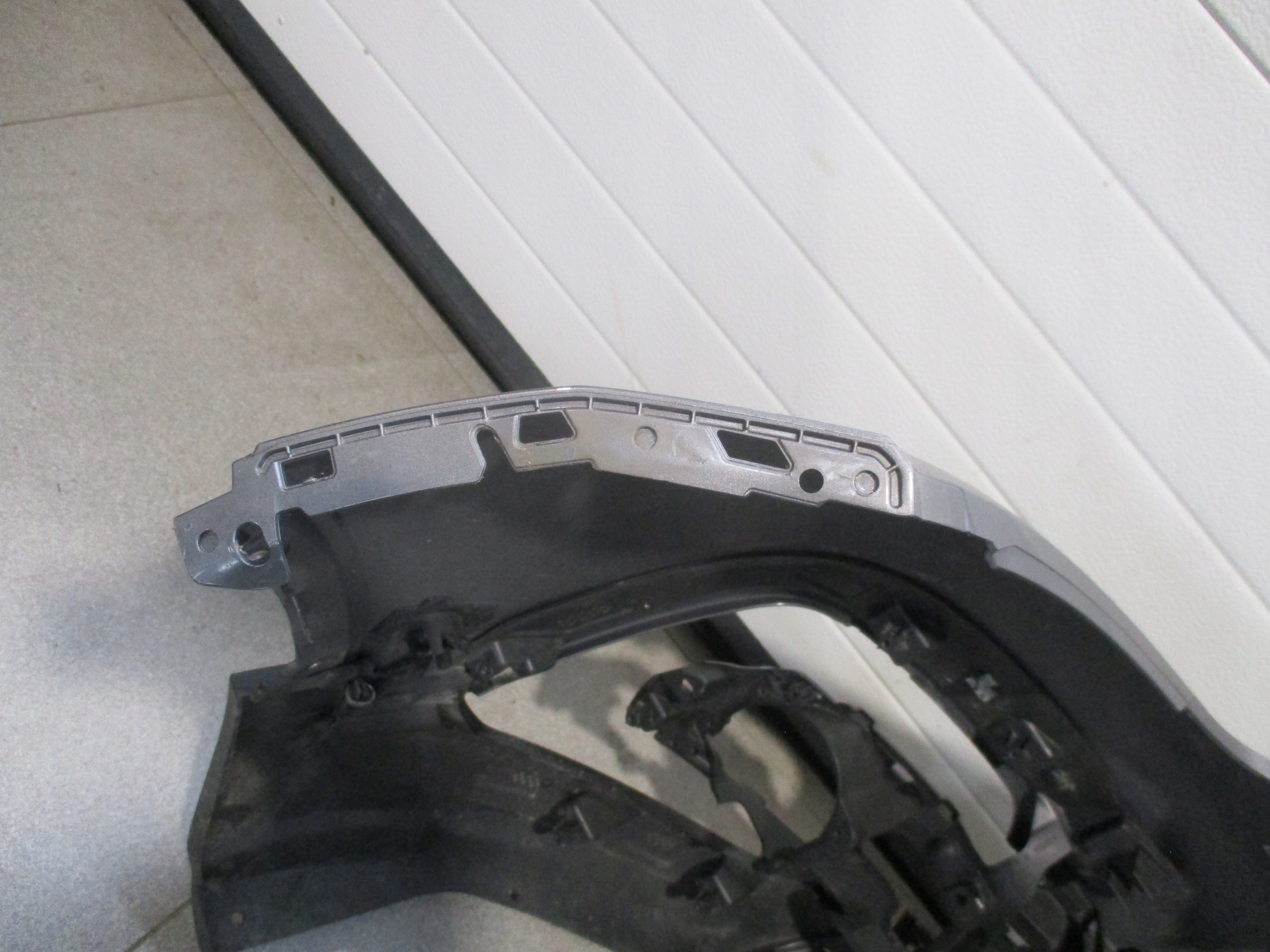 bumper front front Renault Captur and Lift 17r- 620227019R 4 x PDC