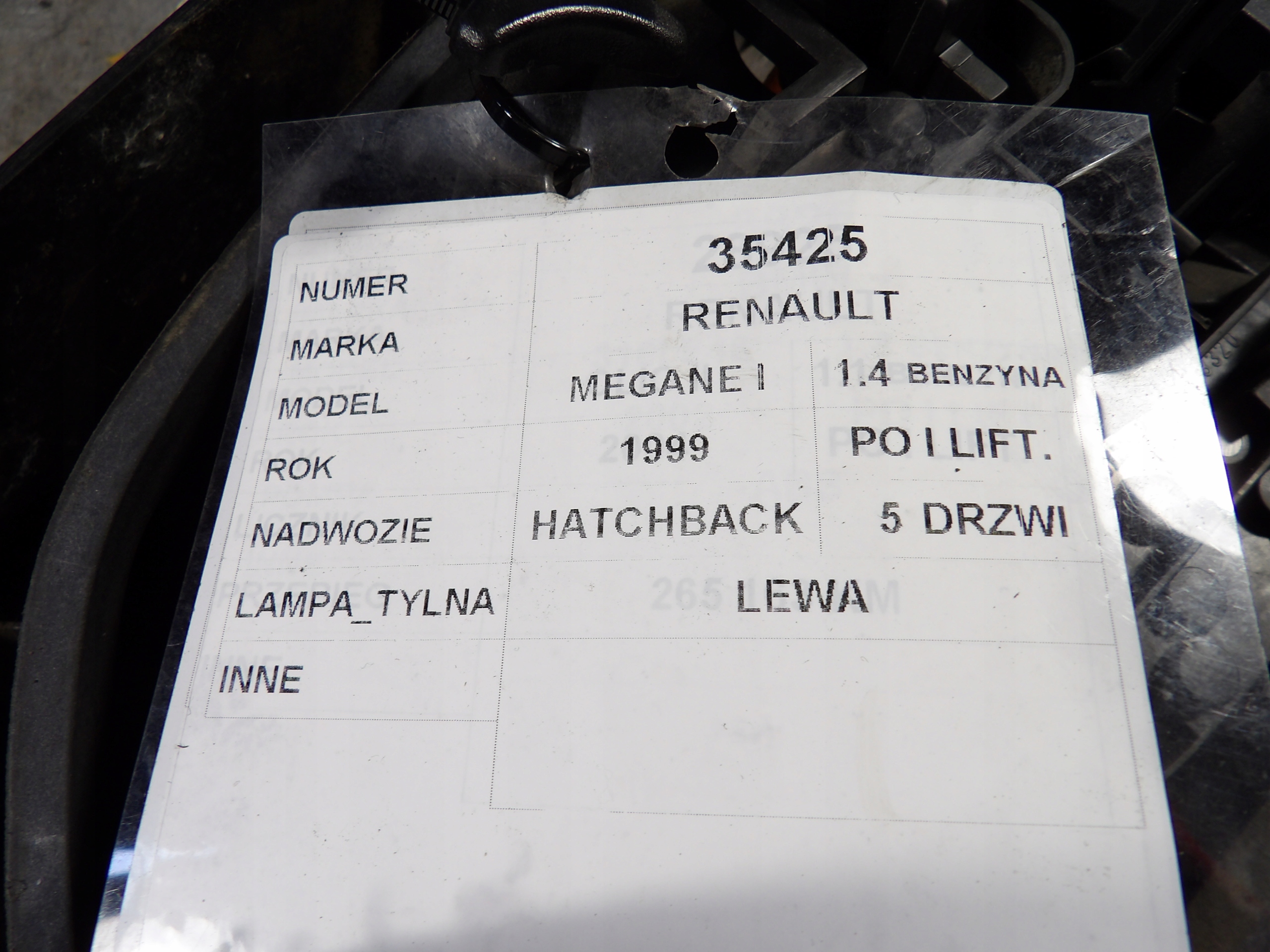 Renault Megane and light rear left 7700428320