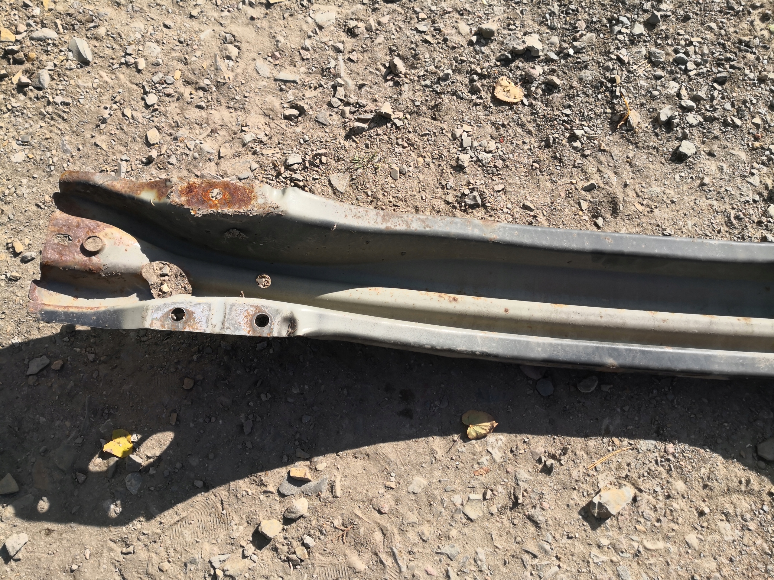 bumper support rear part VOLVO S80