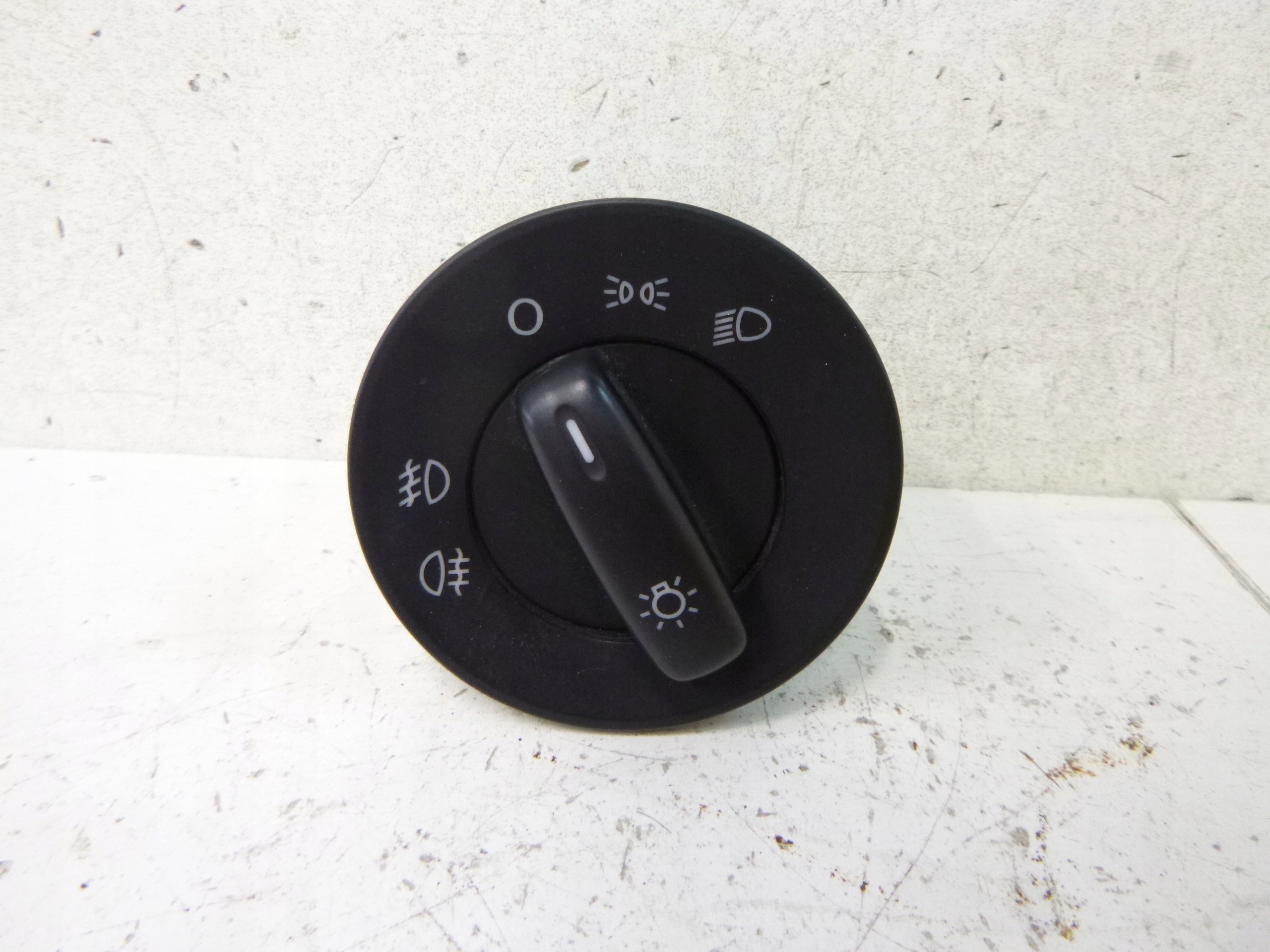 switch light switch Skoda Octavia II 04-13 1Z0941431K OE EU