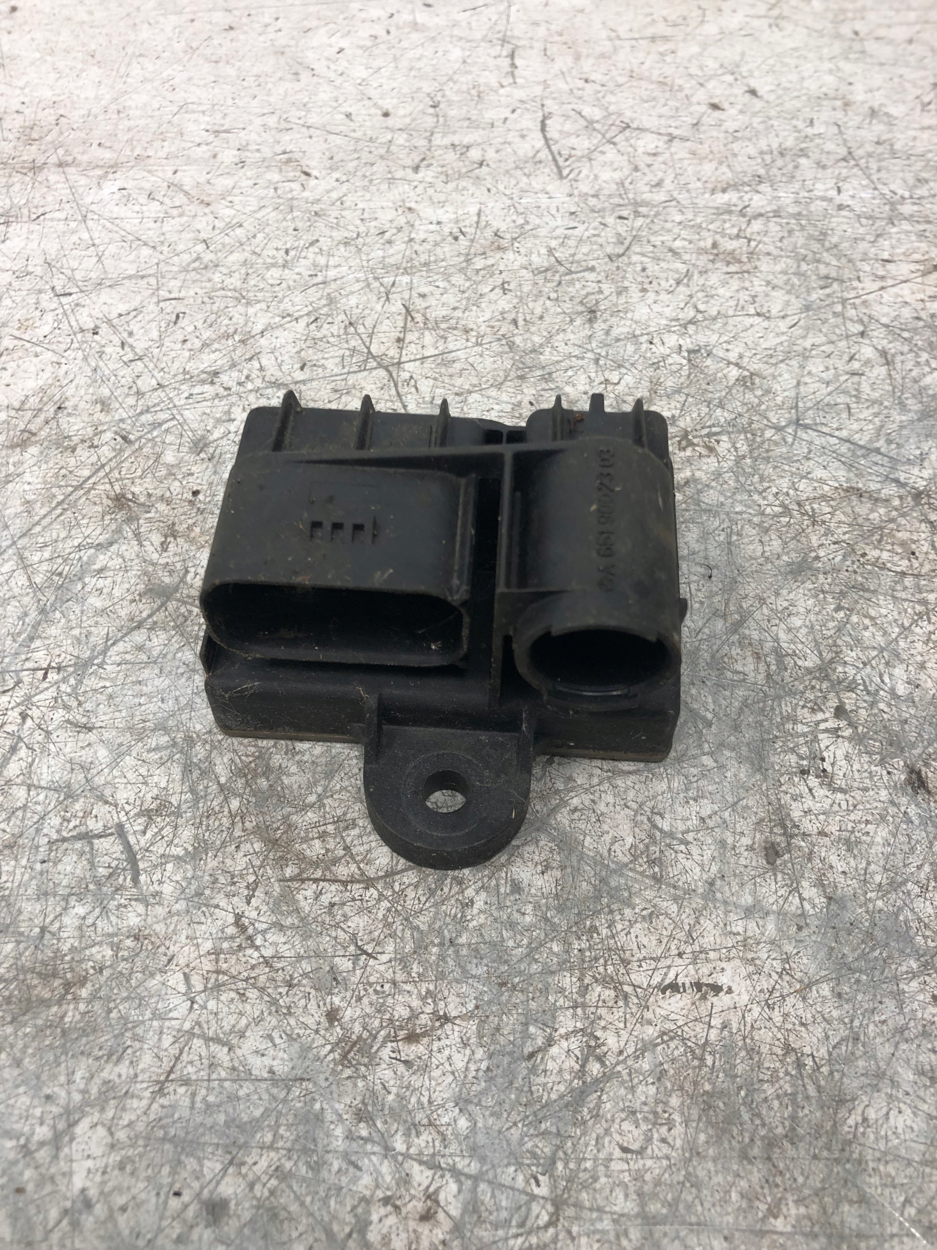 relay plugs MERCEDES A6519002303