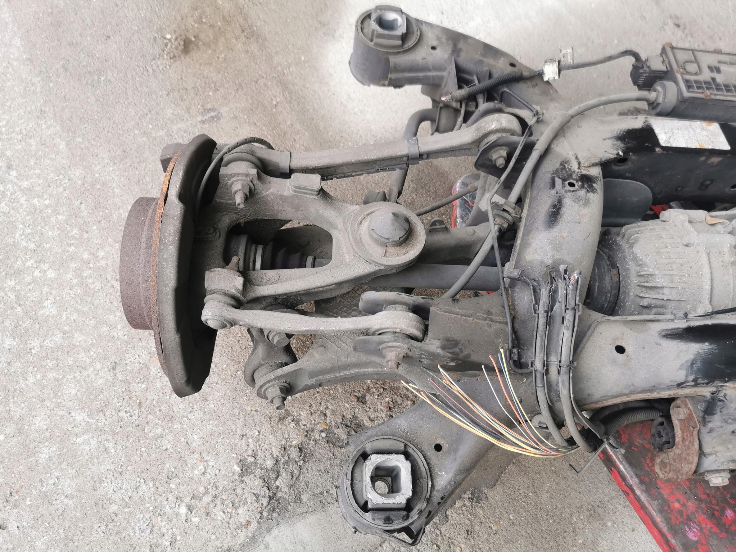 sususpension rear. complete XDRIVE BMW X6 E71 3.0D 306KM 3.15