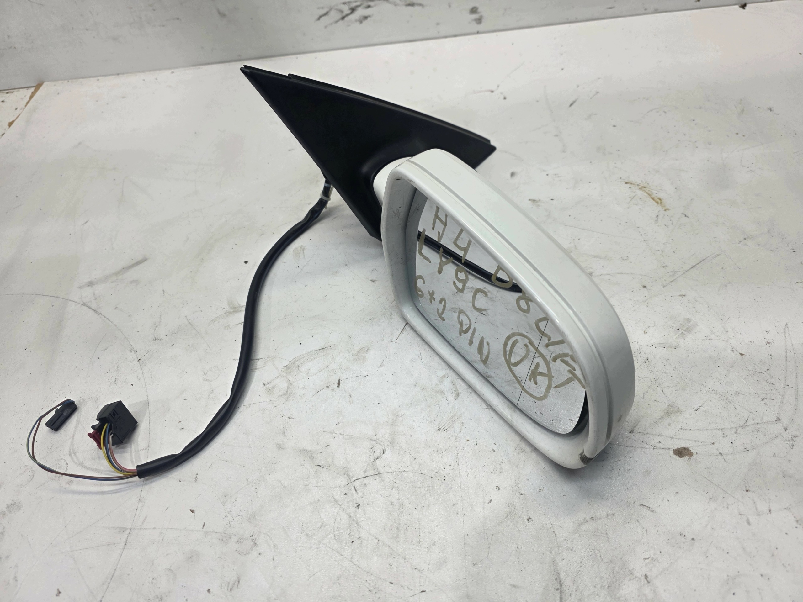 mirror exterior right AUDI A4 B8 LIFT LY9C 6+2 PIN UK