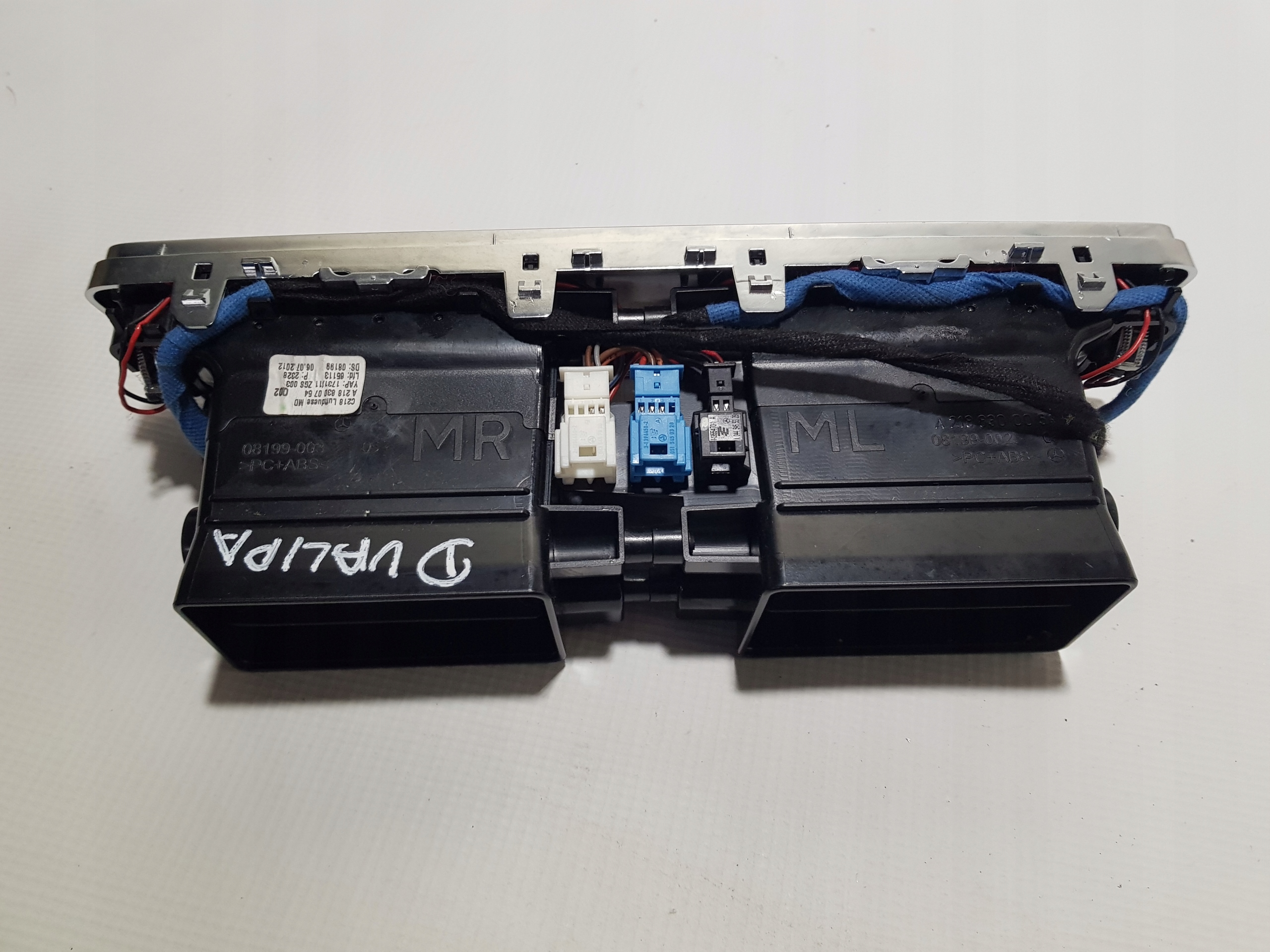 grid air conditioning devices central MERCEDES CLS W218 2188300754 clock