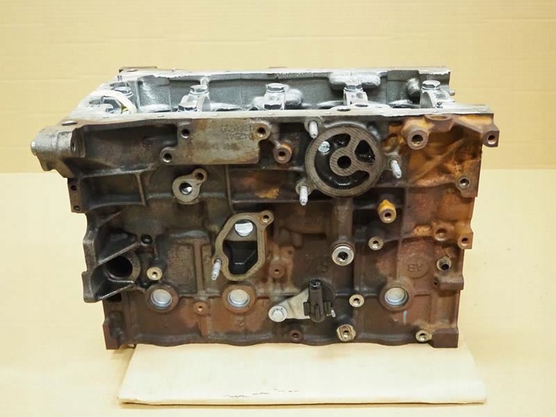 Ford OE D4204T блок Двигателя