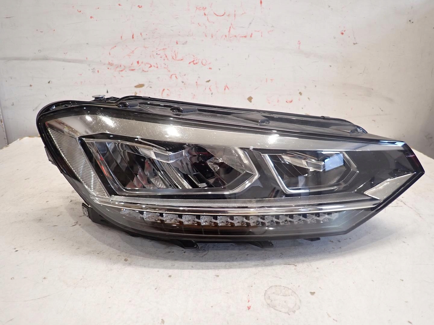 light front front right VW TOURAN 2015- FULL LED 5TB941036E
