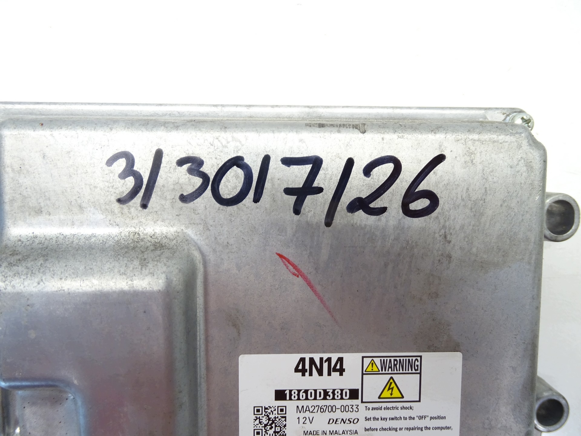 control unit of the engine Mitsubishi L200 MA276700-0033