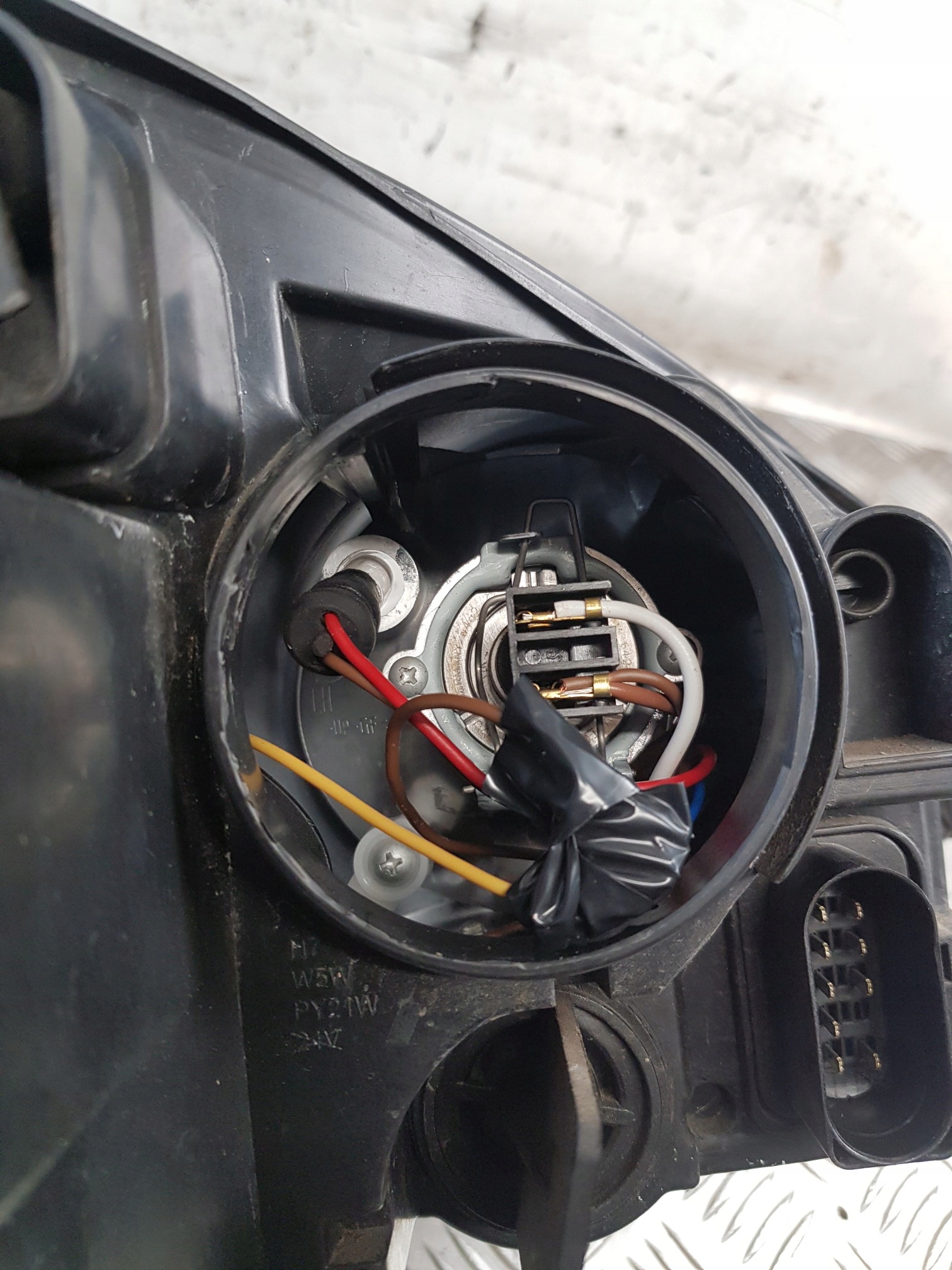 light left front VW GOLF V 04R- EUROPA