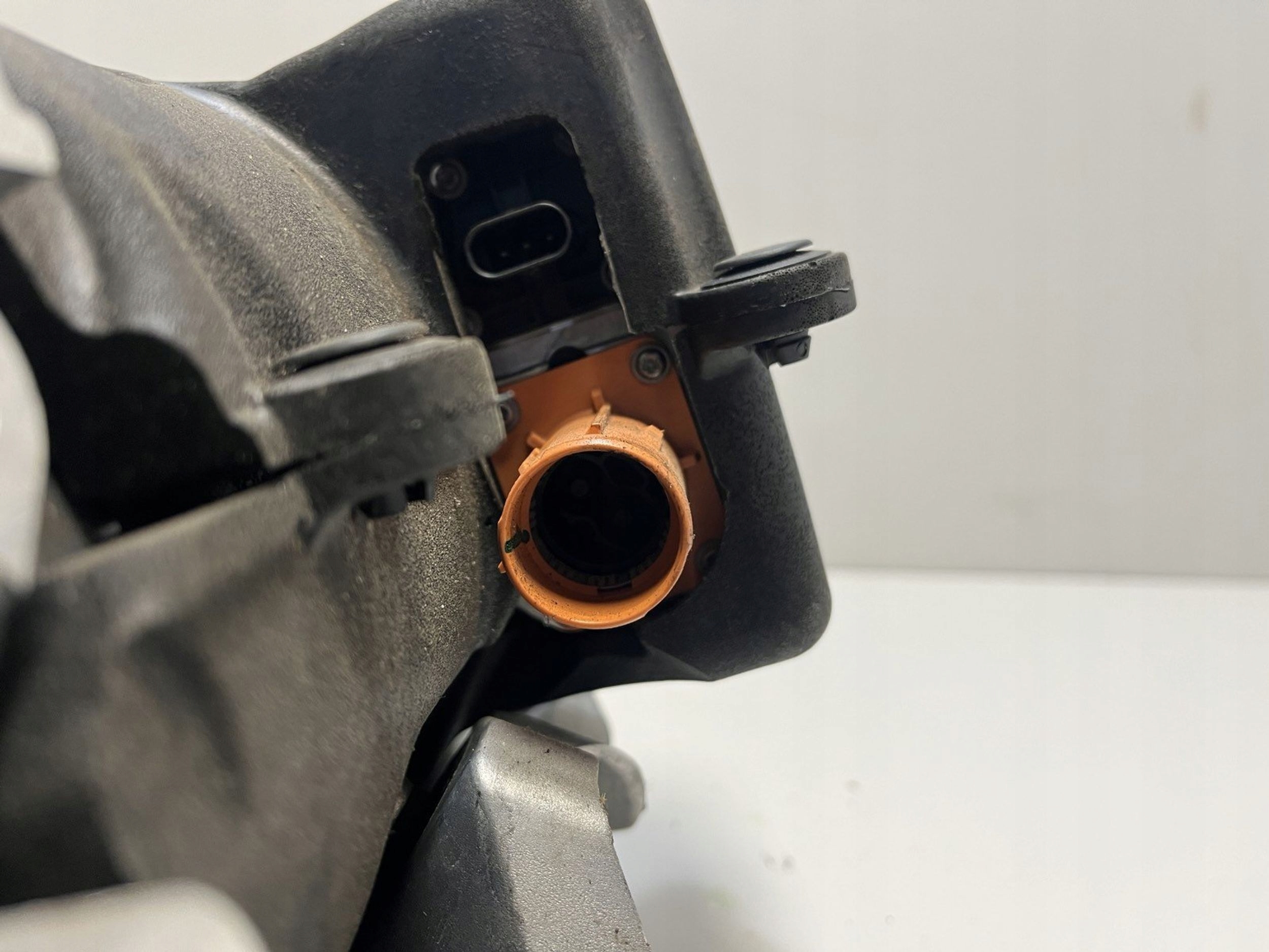 BMW i4 2024 компрессор кондиционера