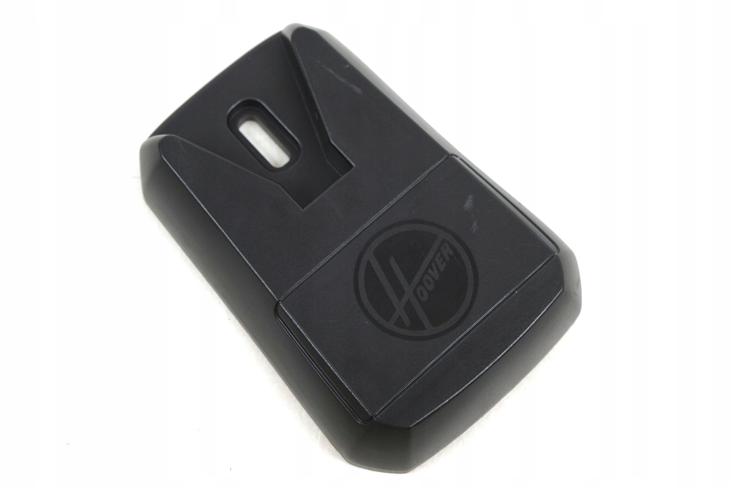 Uchwyt na ścianę do odkurzacza Hoover HF522NPW 011