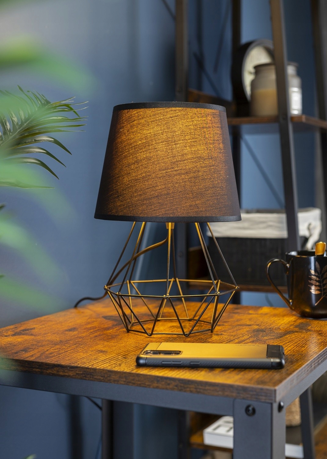 Lampka lampa nocna stołowa LED stojąca czarna loft Długość/wysokość 34 cm