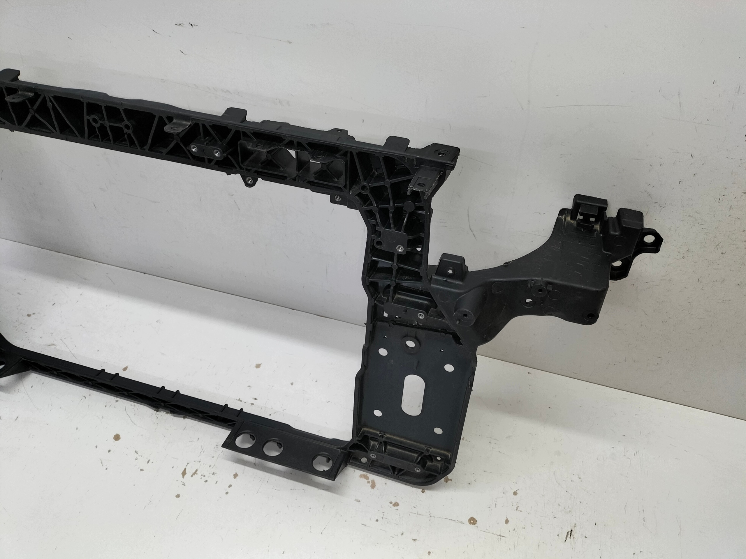 support panel for radiators pillar iron front KIA SPORTAGE 3 III 10-15 patrz numer