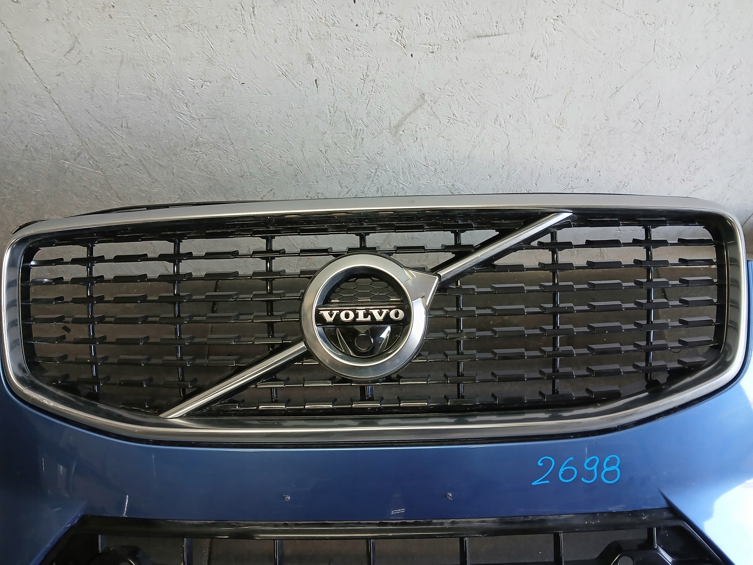 bumper front VOLVO XC60 XC-60 XC 60 II 2 R design 17