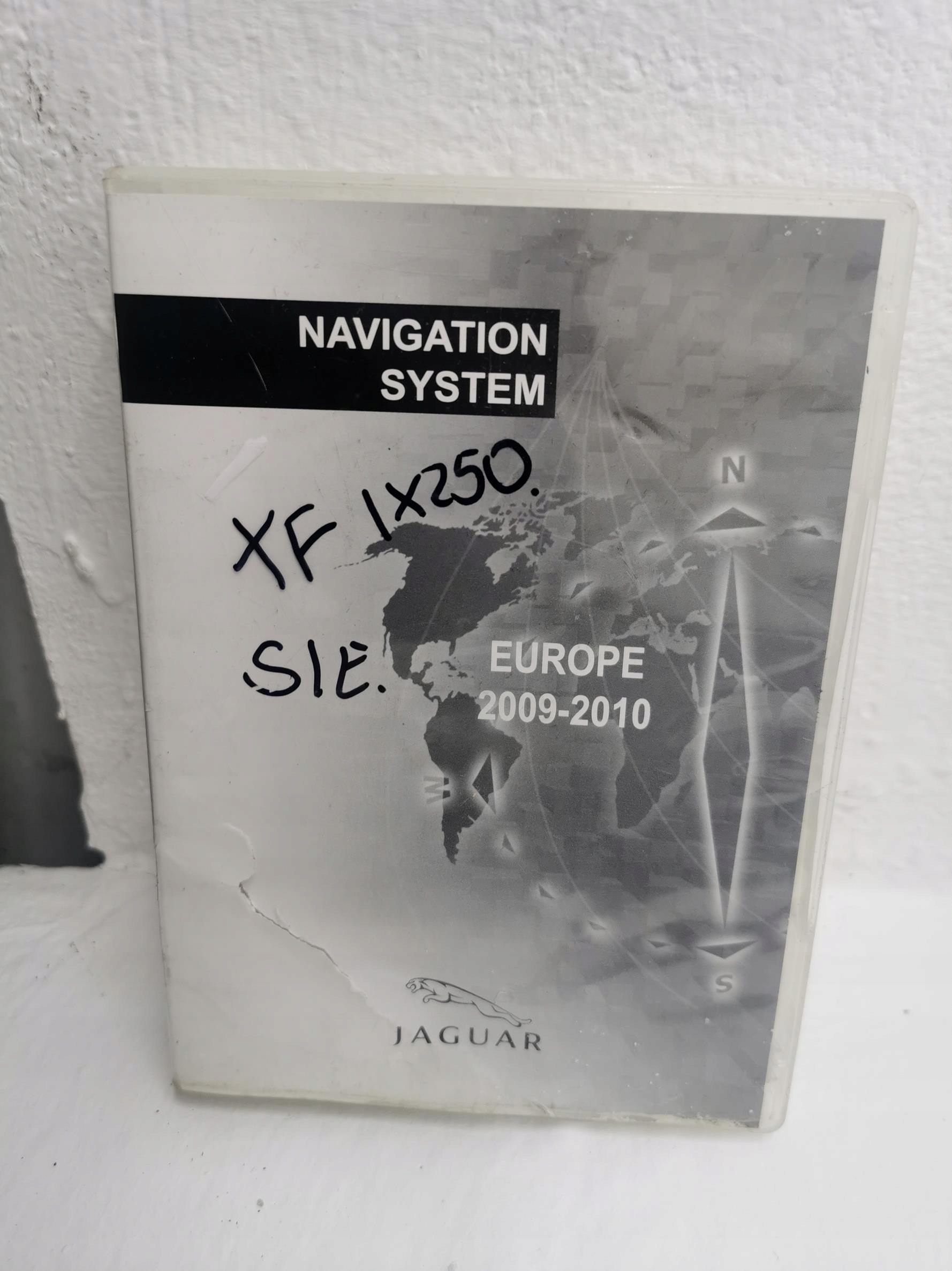 abdeckung CD / DVD MAPY der Navigation JAGUAR XF und X250 EU