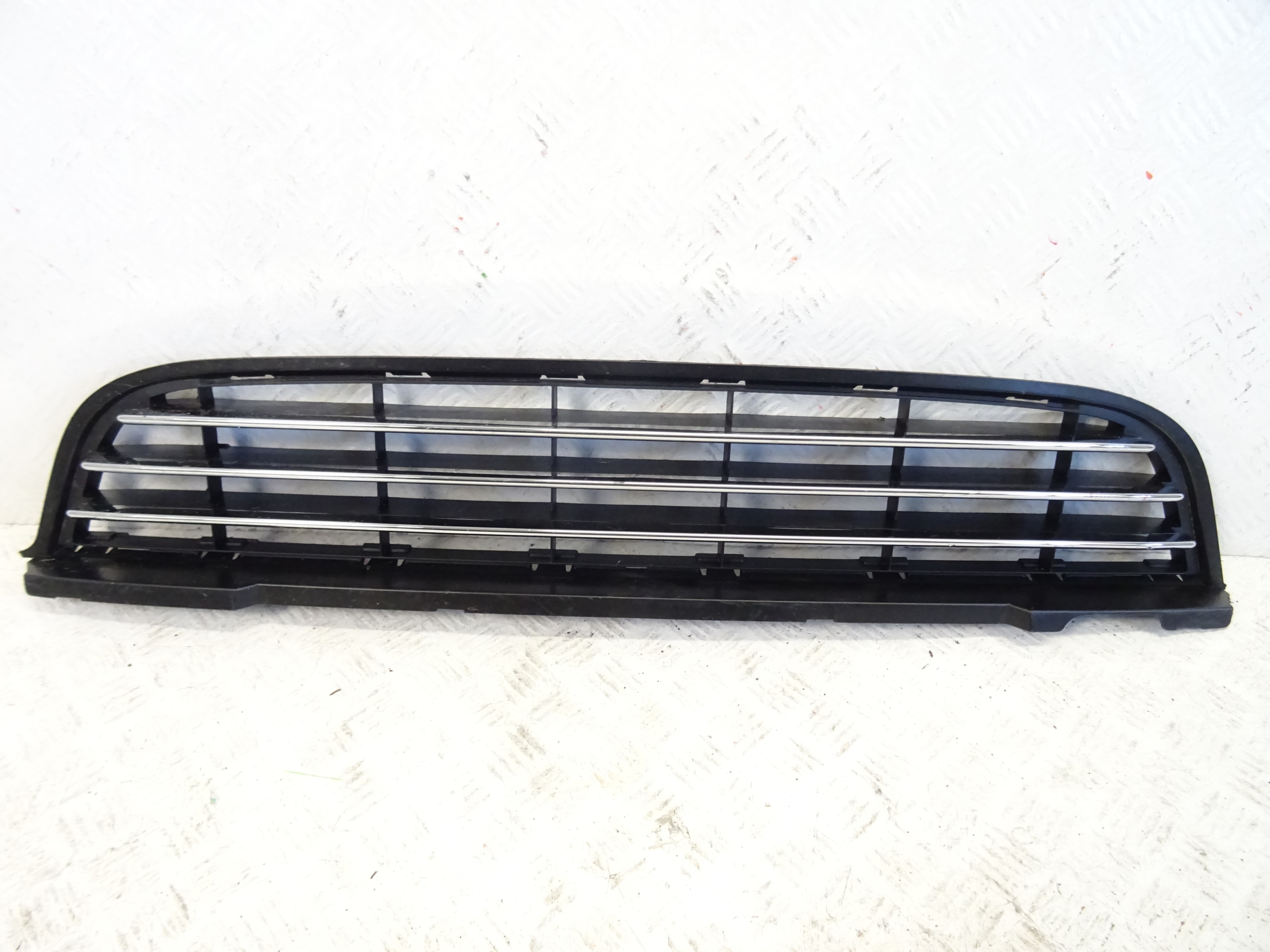 grid of a bumper front front PEUGEOT 5008 and CHROM 9687437677